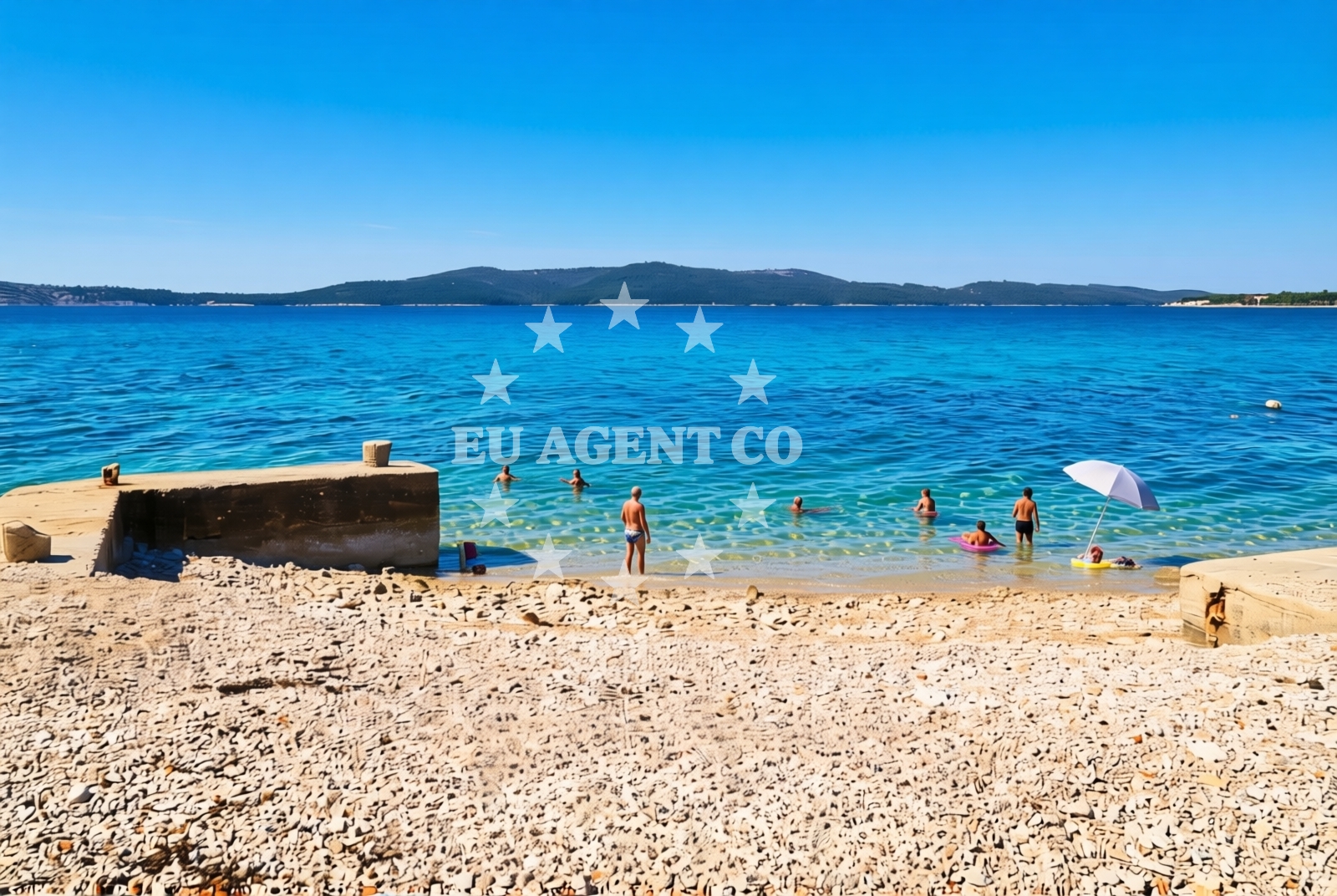 Sea and coastal view of Donje Polje: beaches and coves in Donje Polje