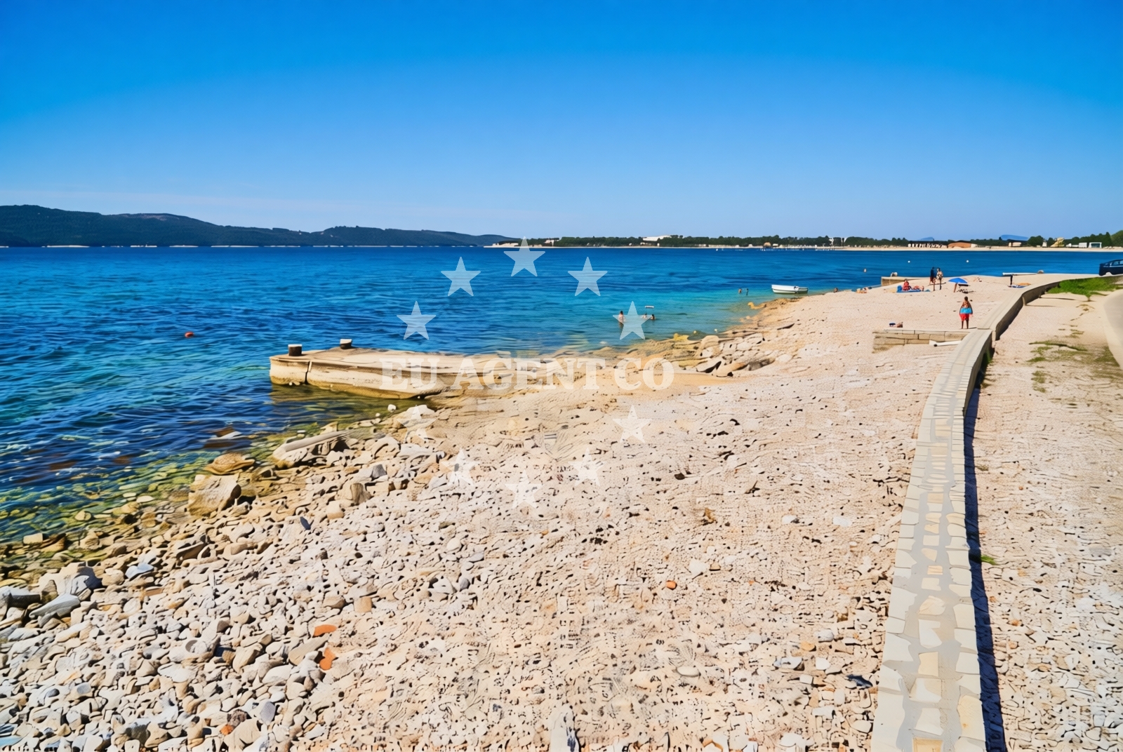 Beach facilities and surroundings at Donje Polje: beaches and coves in Donje Polje