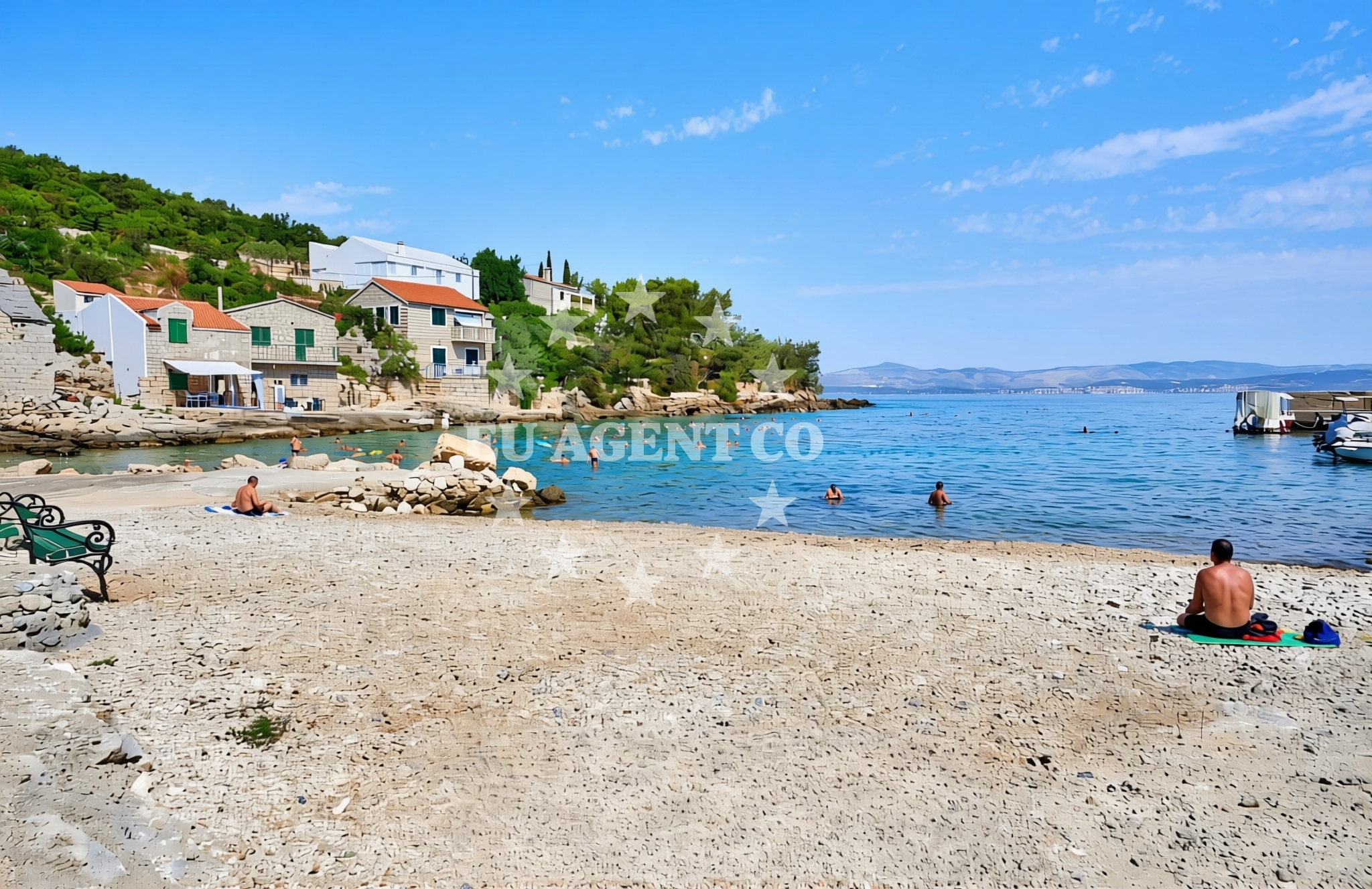 Beach facilities and surroundings at Donje Selo (Šolta): beaches and coves (3) in Donje Selo (Šolta)