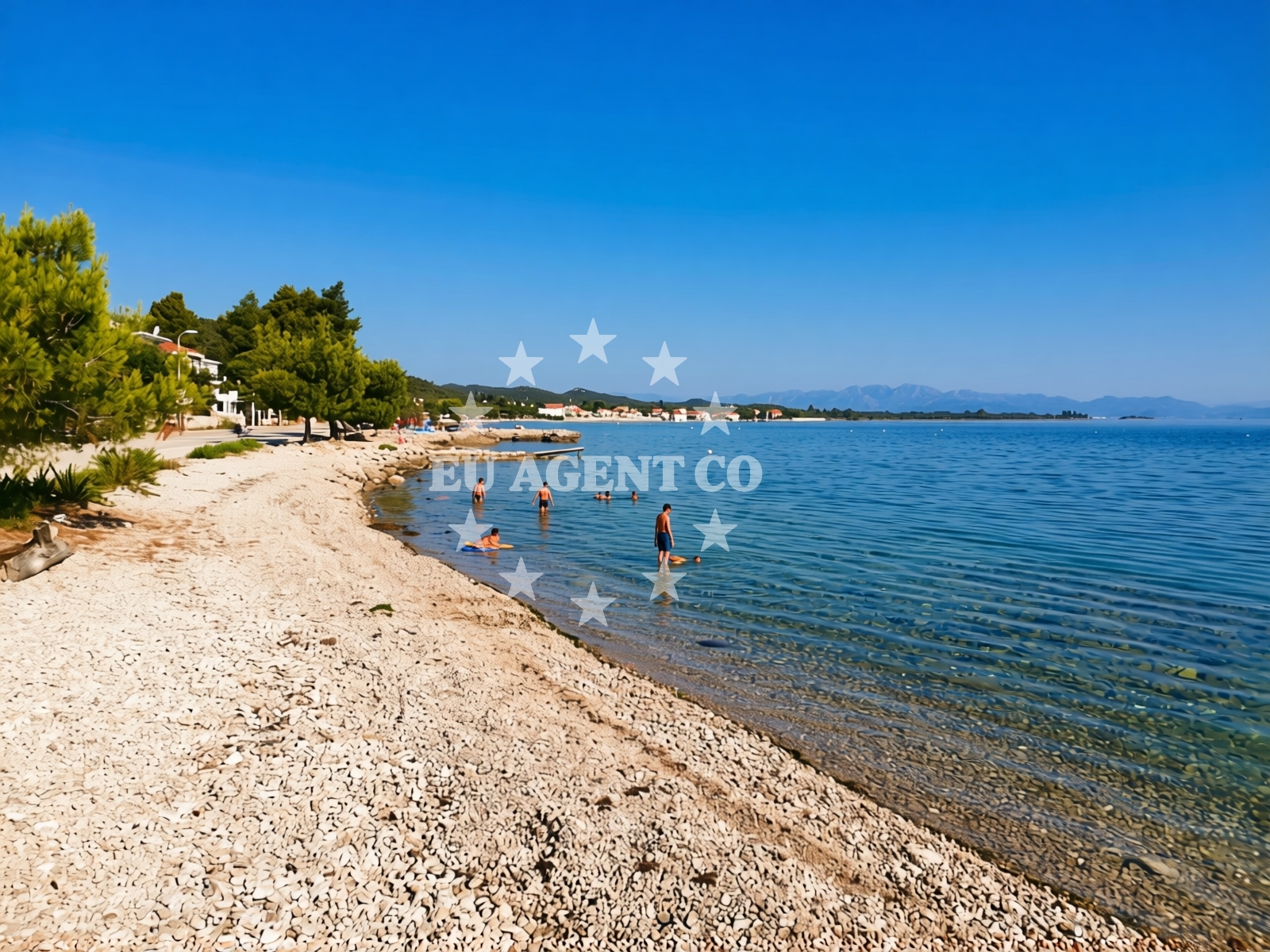 Sea and coastal view of Drace beach in Bratkovice l 14A , Drače