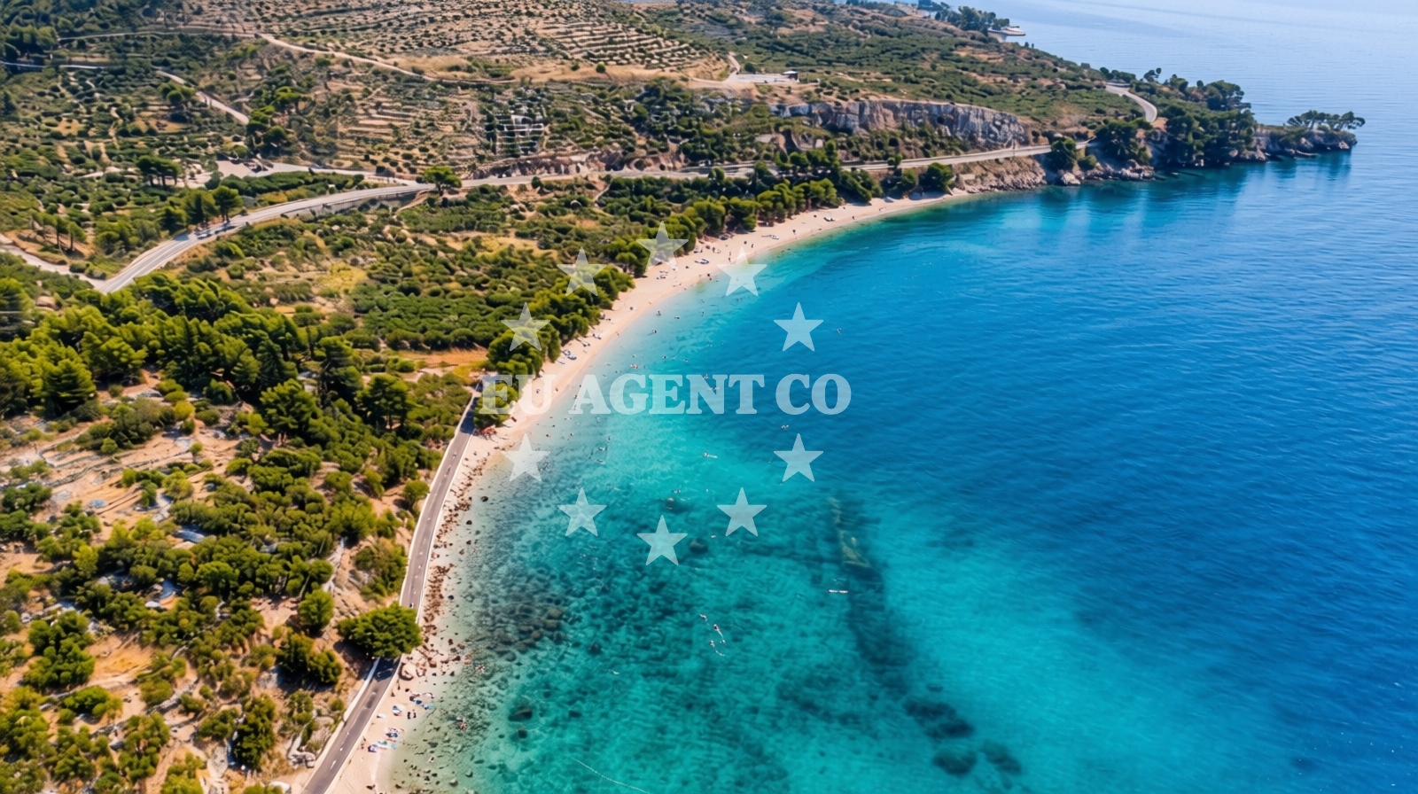Overview of Dracevac Beach in 39 Kamena, Tučepi