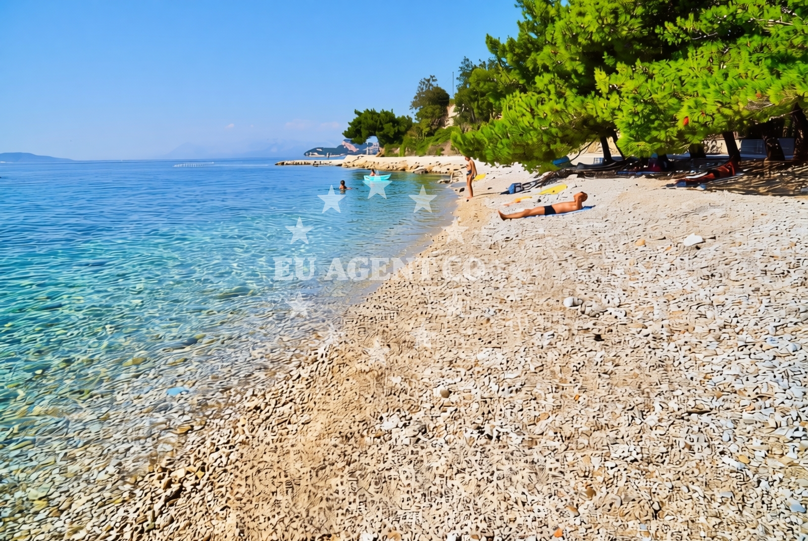 Additional view of Dracevac Beach in 39 Kamena, Tučepi