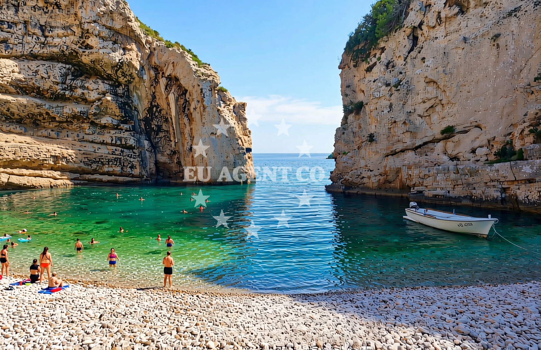 Sea and coastal view of Dračevo Polje (Vis): beaches and coves in Dračevo Polje (Vis)