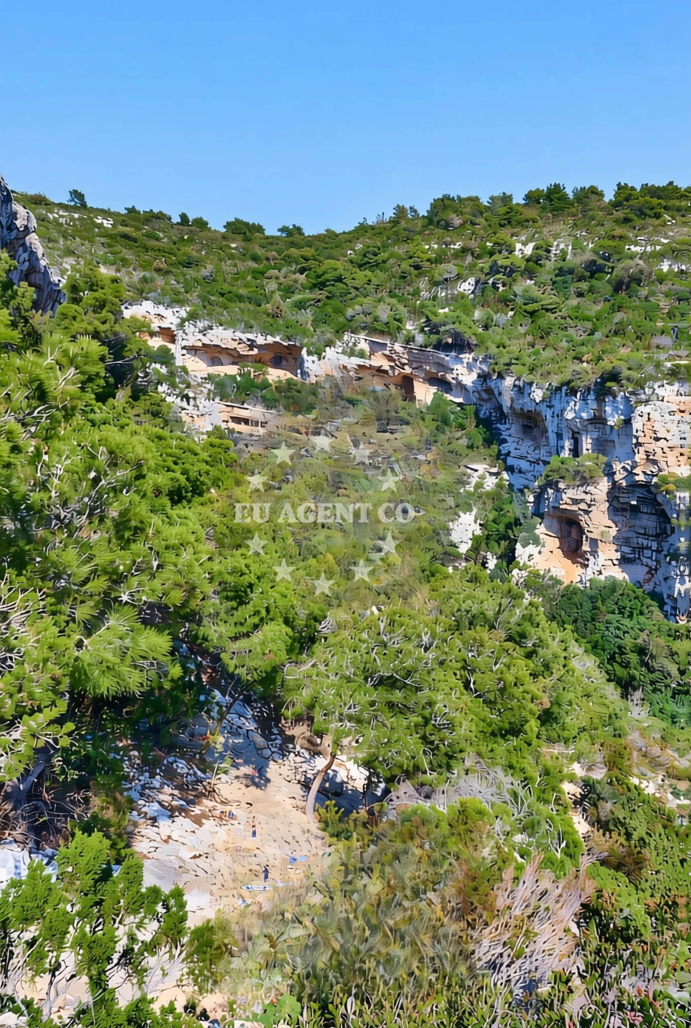 Additional view of Dračevo Polje (Vis): beaches and coves in Dračevo Polje (Vis)