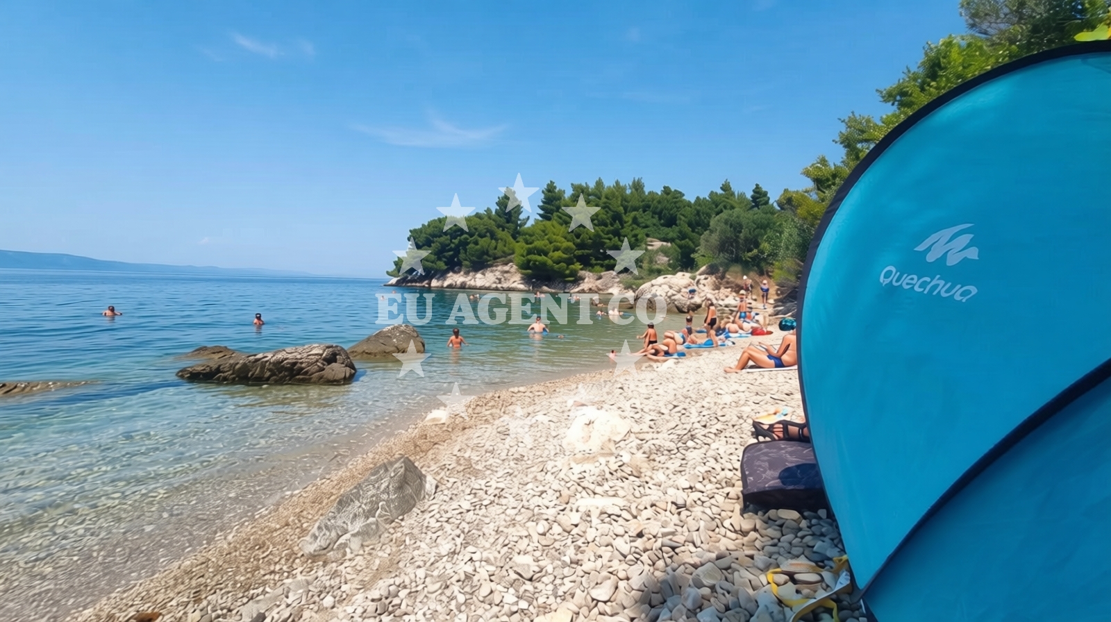 Sea and coastal view of Drasnice East area FKK in Izbitac 190, Drasnice