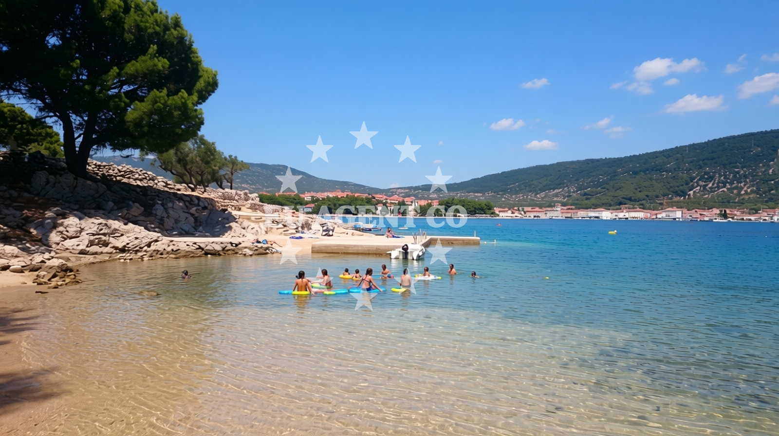 Overview of Drazica beach in Melin III 13, Cres