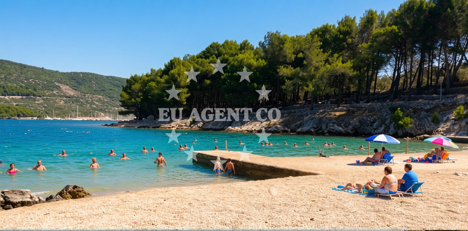 Beach facilities and surroundings at Drazica beach in Melin III 13, Cres
