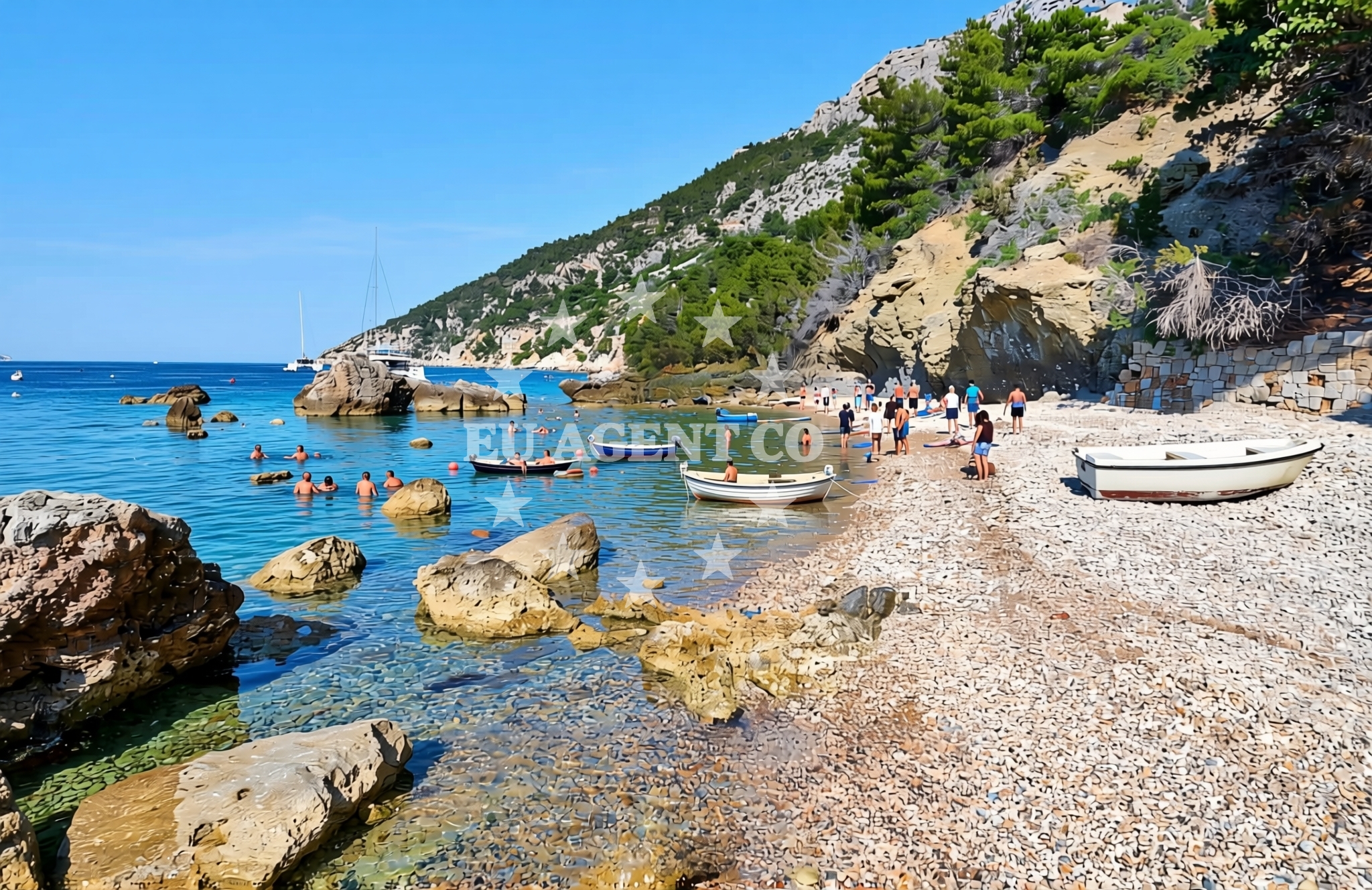Beach facilities and surroundings at Drugo ploča, Komiža (Vis) Beach in Drugo ploča