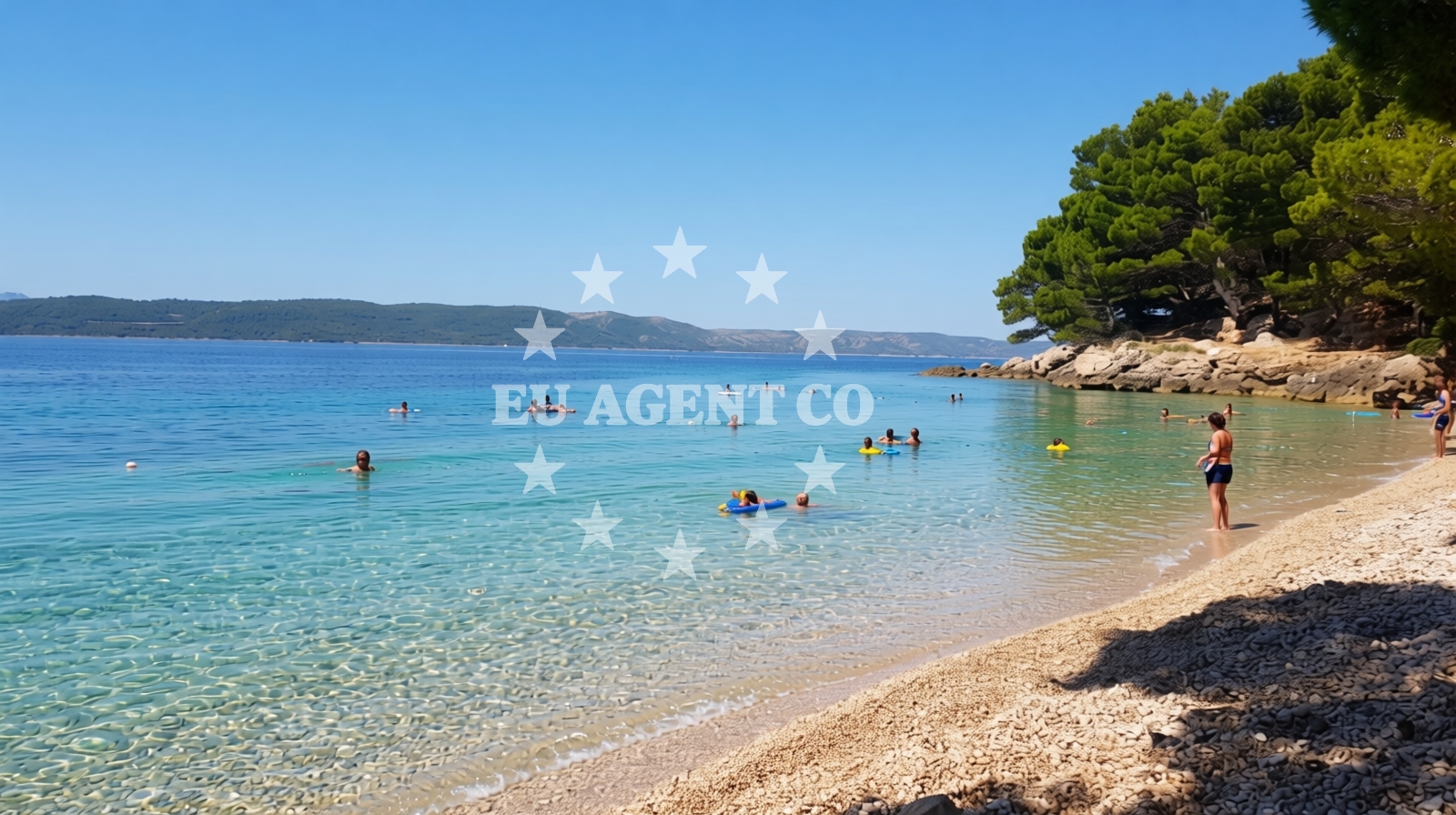 Additional view of Duba beach in Franičevići 5, Živogošće