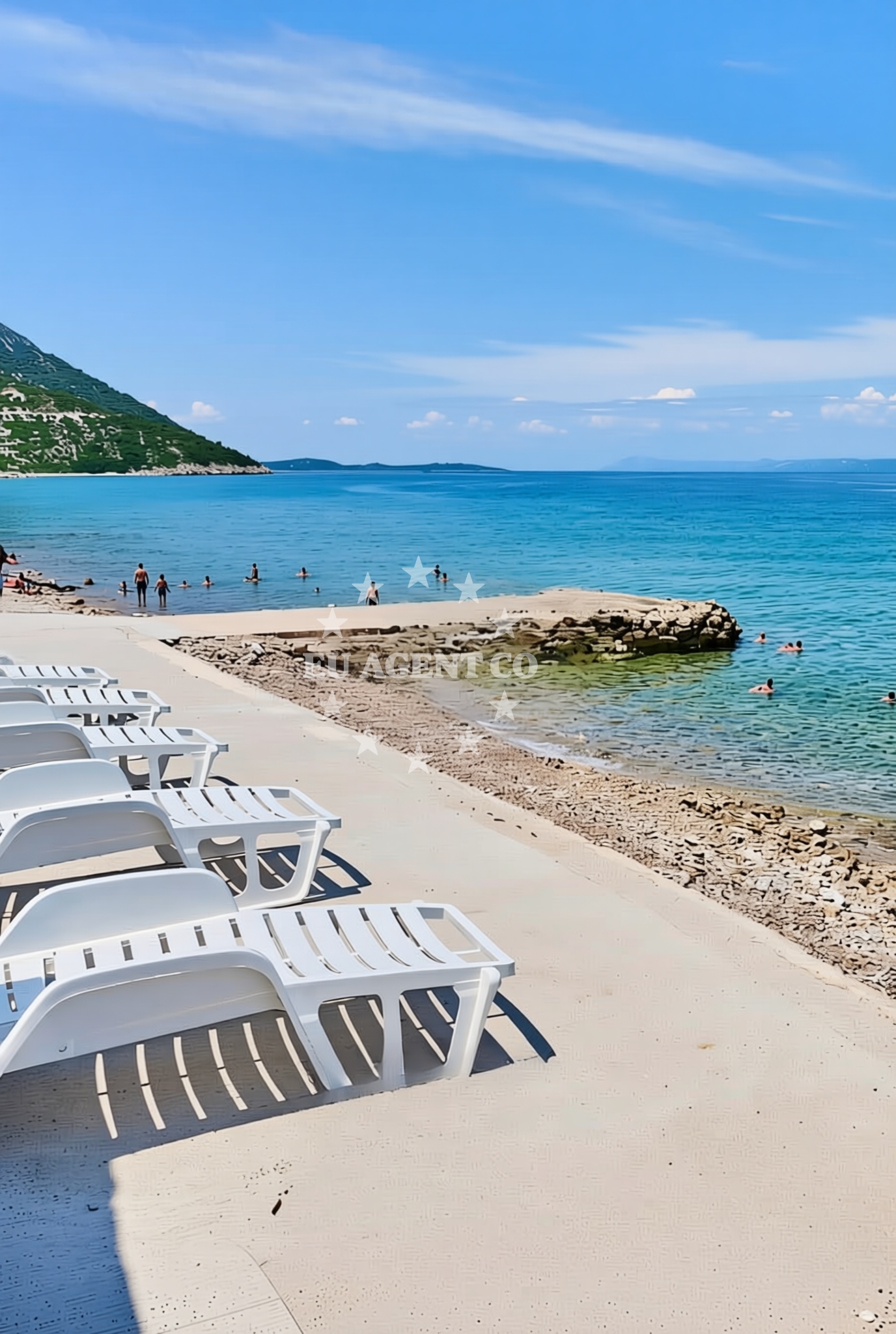 Shoreline and swimming area at Duba zapad, Duba Pelješka Beach in Duba zapad