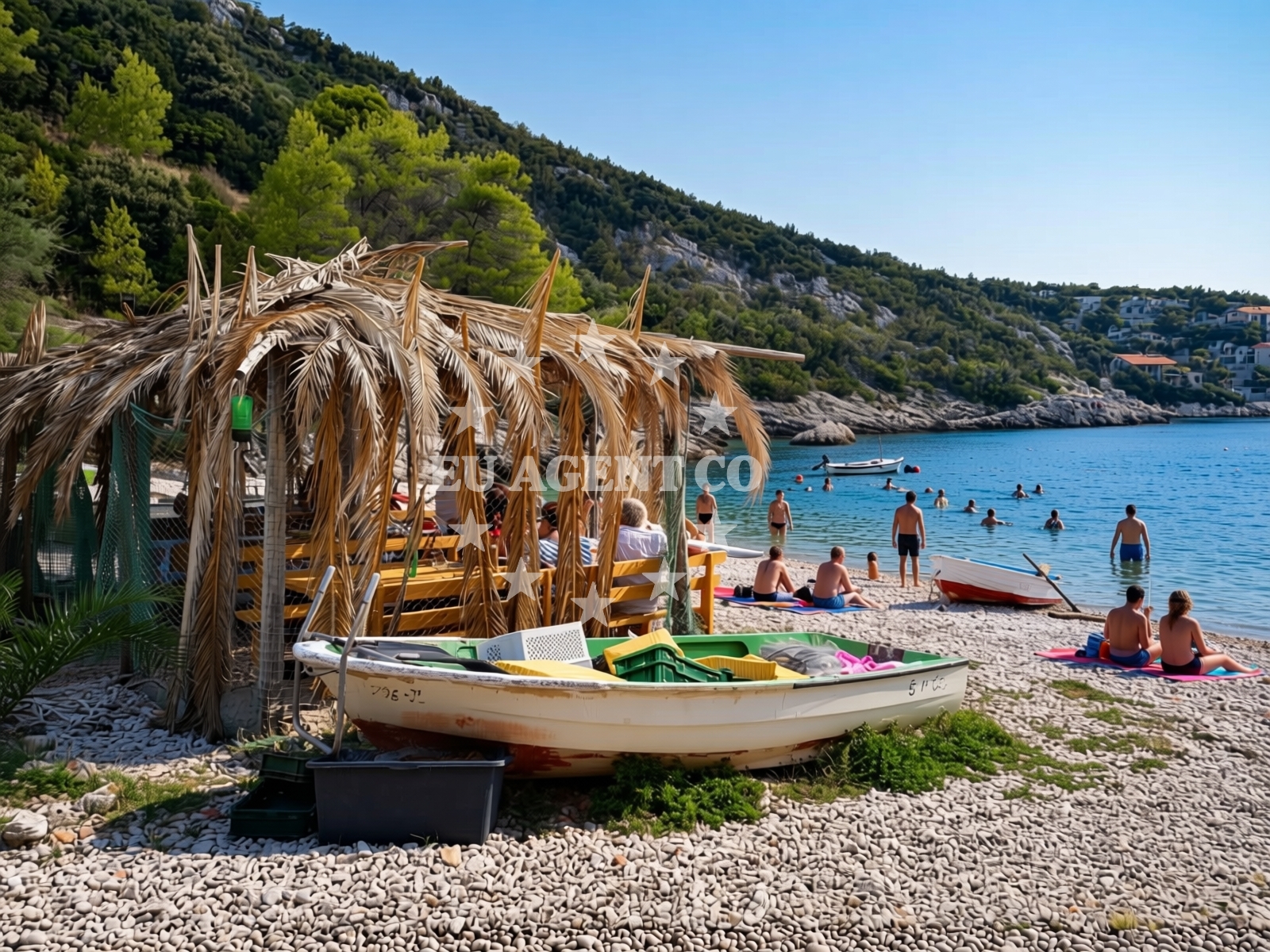 Shoreline and swimming area at Dubac beach in Zastražišće 94, Zastražišće