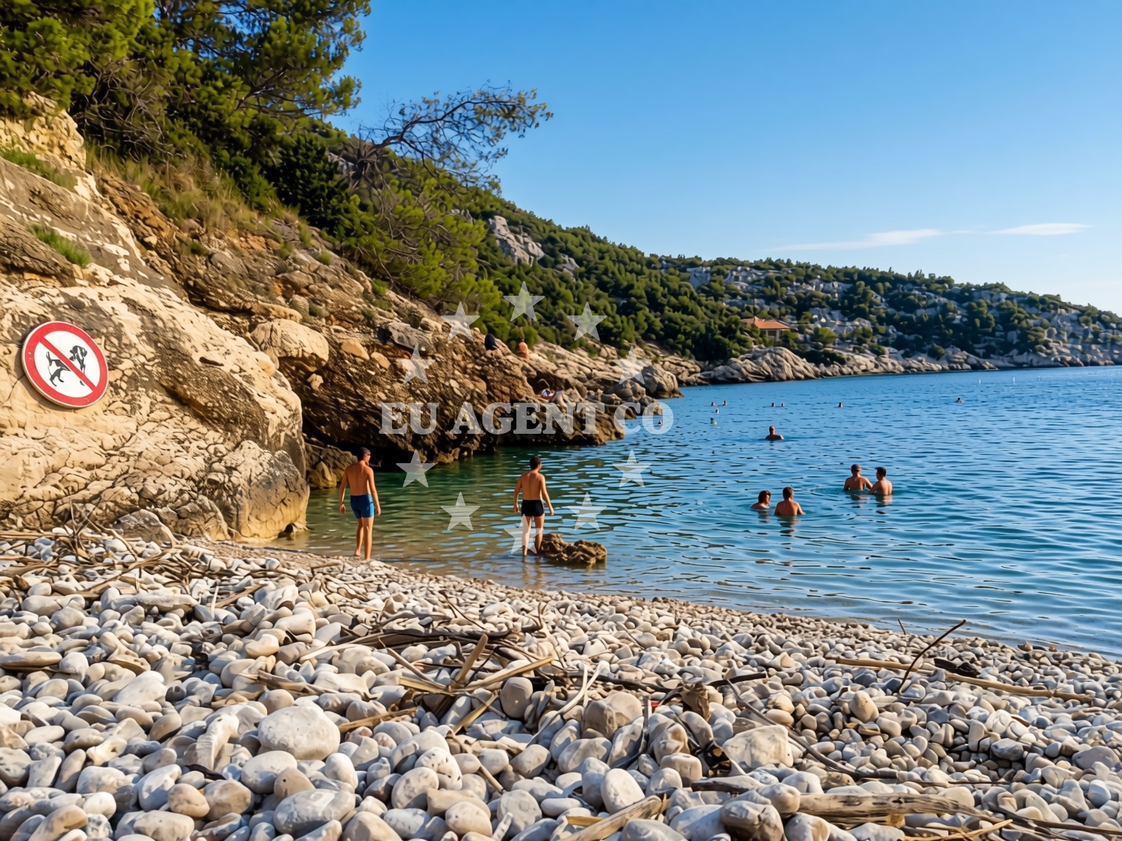 Additional view of Dubac beach in Zastražišće 94, Zastražišće