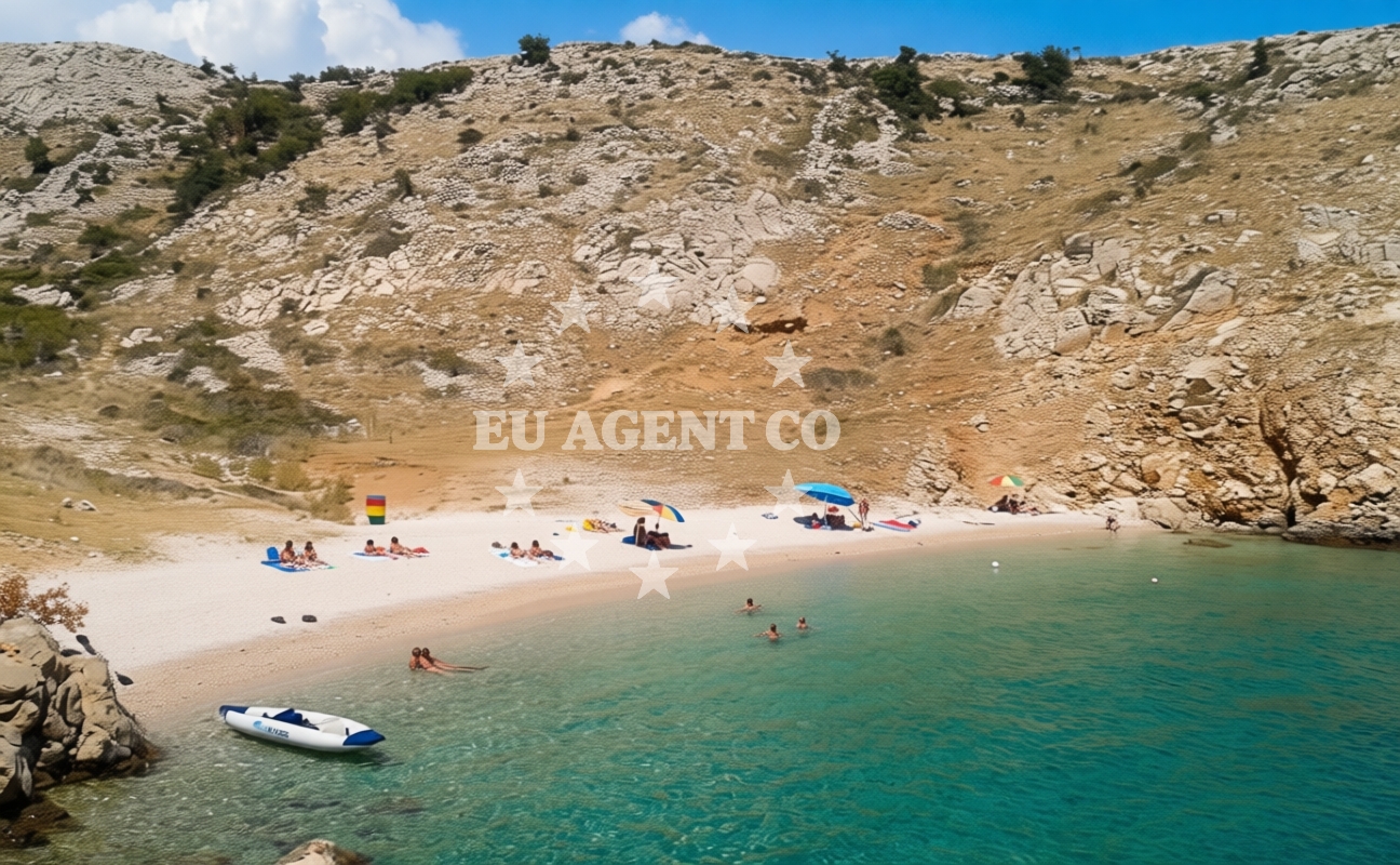 Additional view of Dubna beach in Kricin 5c, Baška