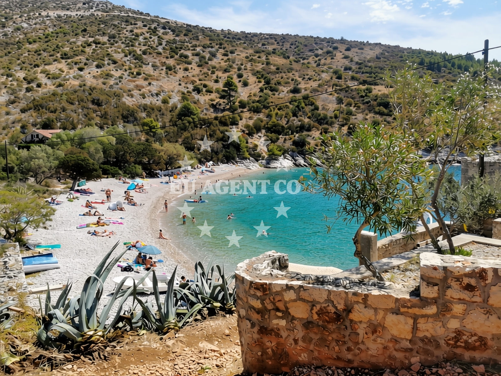 Beach facilities and surroundings at Dubovica beach in Velo Grablje 32 A, Hvar