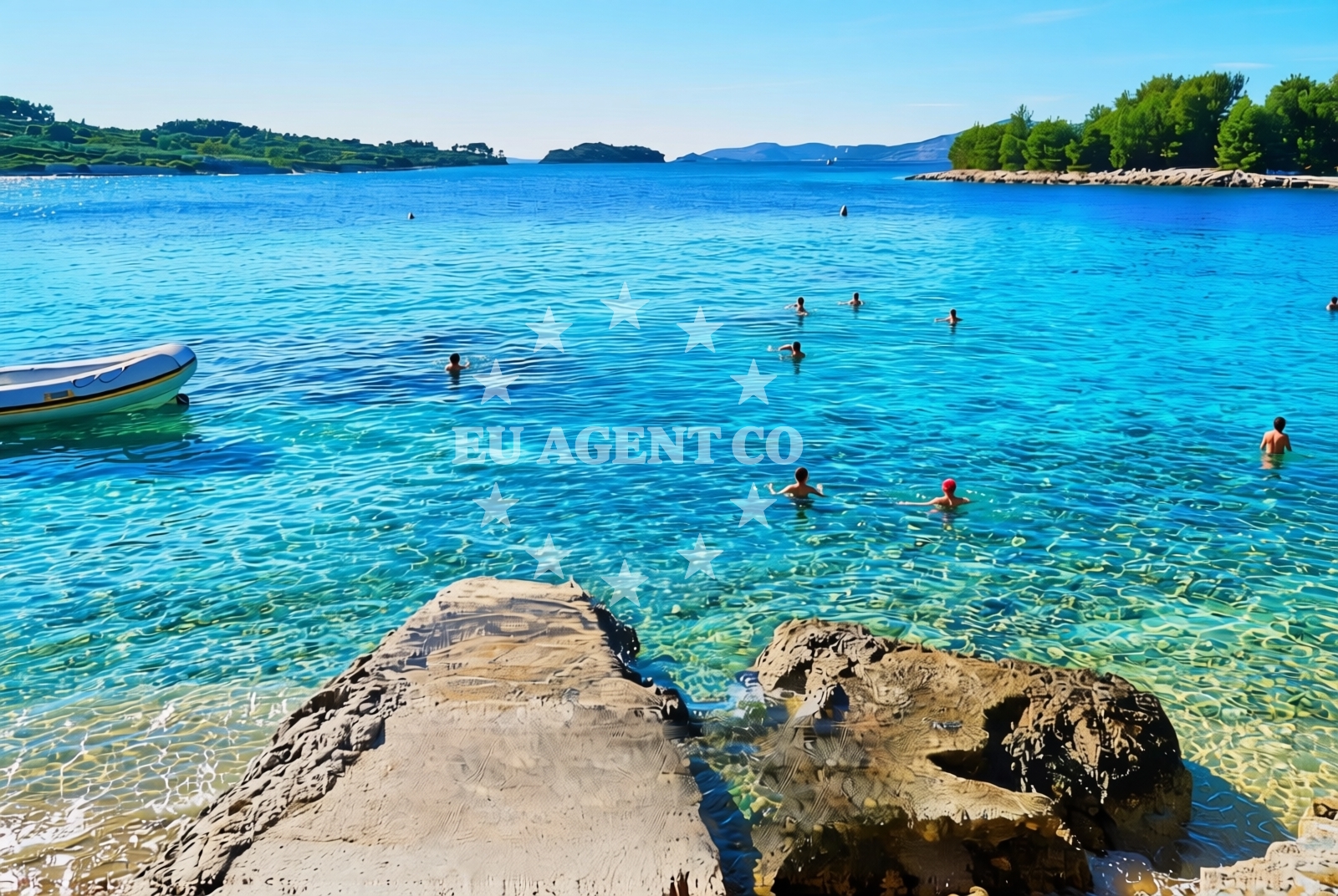 Additional view of Duga beach in Uvala Duga, Okrug Gornji