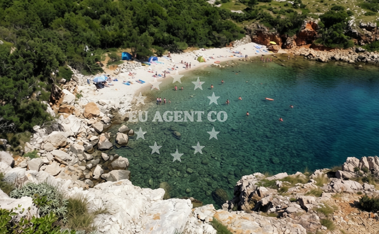 Additional view of Dugno beach in 19. dalmatinske divizije 27, Povile kuća, Novi Vinodolski