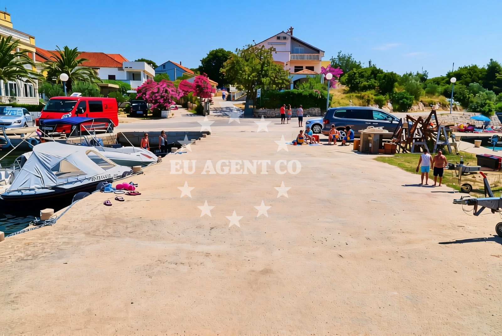 Beach facilities and surroundings at Dugovača sjever, Drage (Pakoštane) Beach in Dugovača sjever