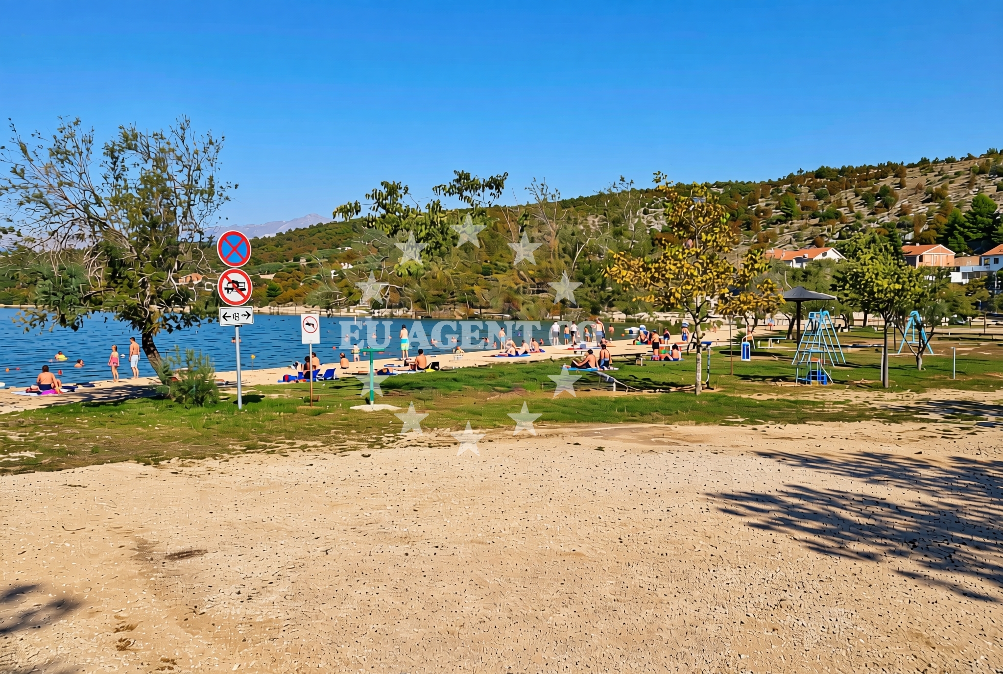 Additional view of Dumicina beach in M. DRAGA HRV. BRANITELJA 13, Kaštelina