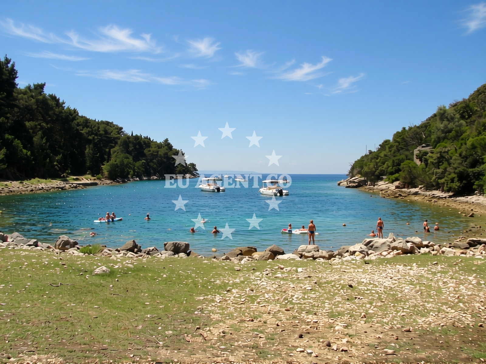 Sea and coastal view of Dundo beach in Kampor 99, Rab