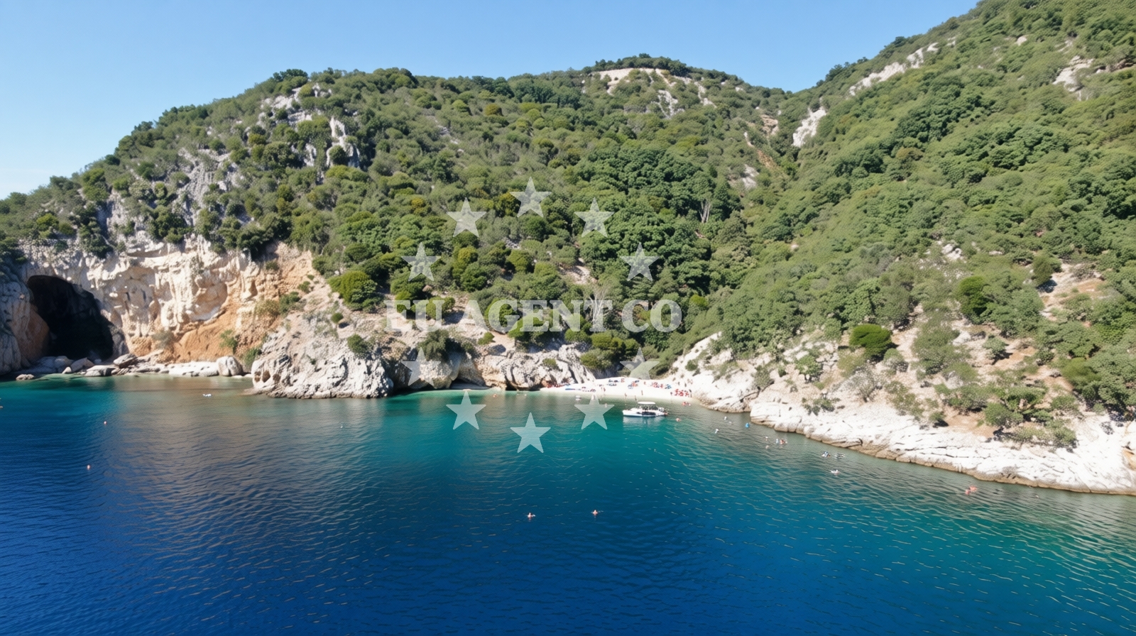 Beach facilities and surroundings at Filozici beach in Filozici 30 , Cres - Porozina, Cres