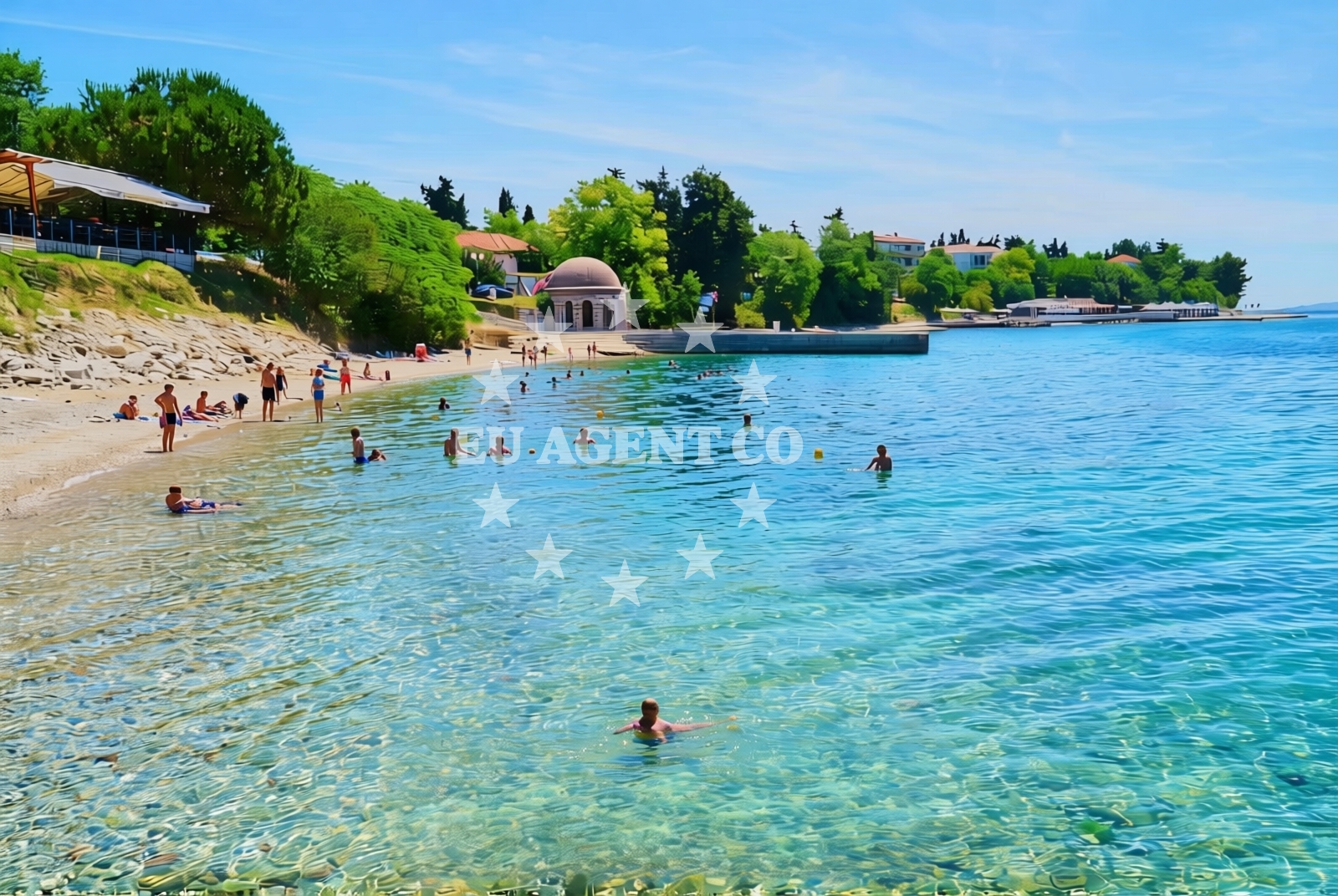Overview of Fontana, Zadar Beach in Fontana