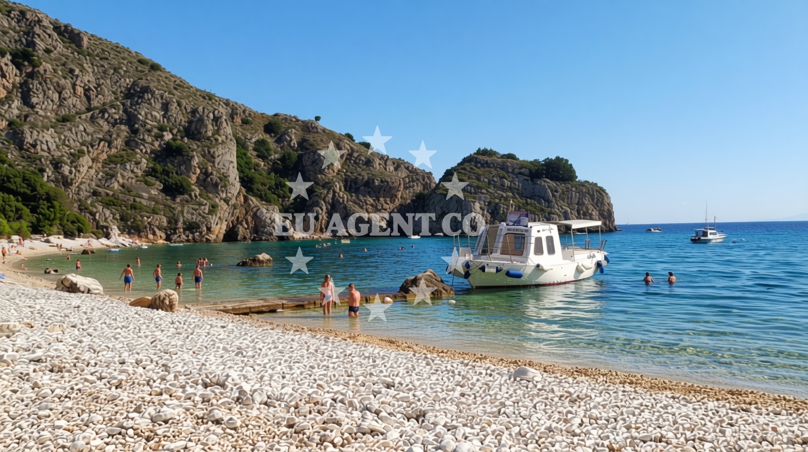Shoreline and swimming area at Fox Bay in Vela Draga 21, Punat, Punat