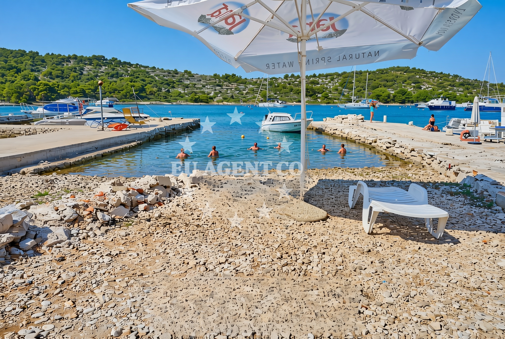Shoreline and swimming area at Framina (Istočna obala), Kaprije (Kaprije) Beach in Framina (Istočna obala)