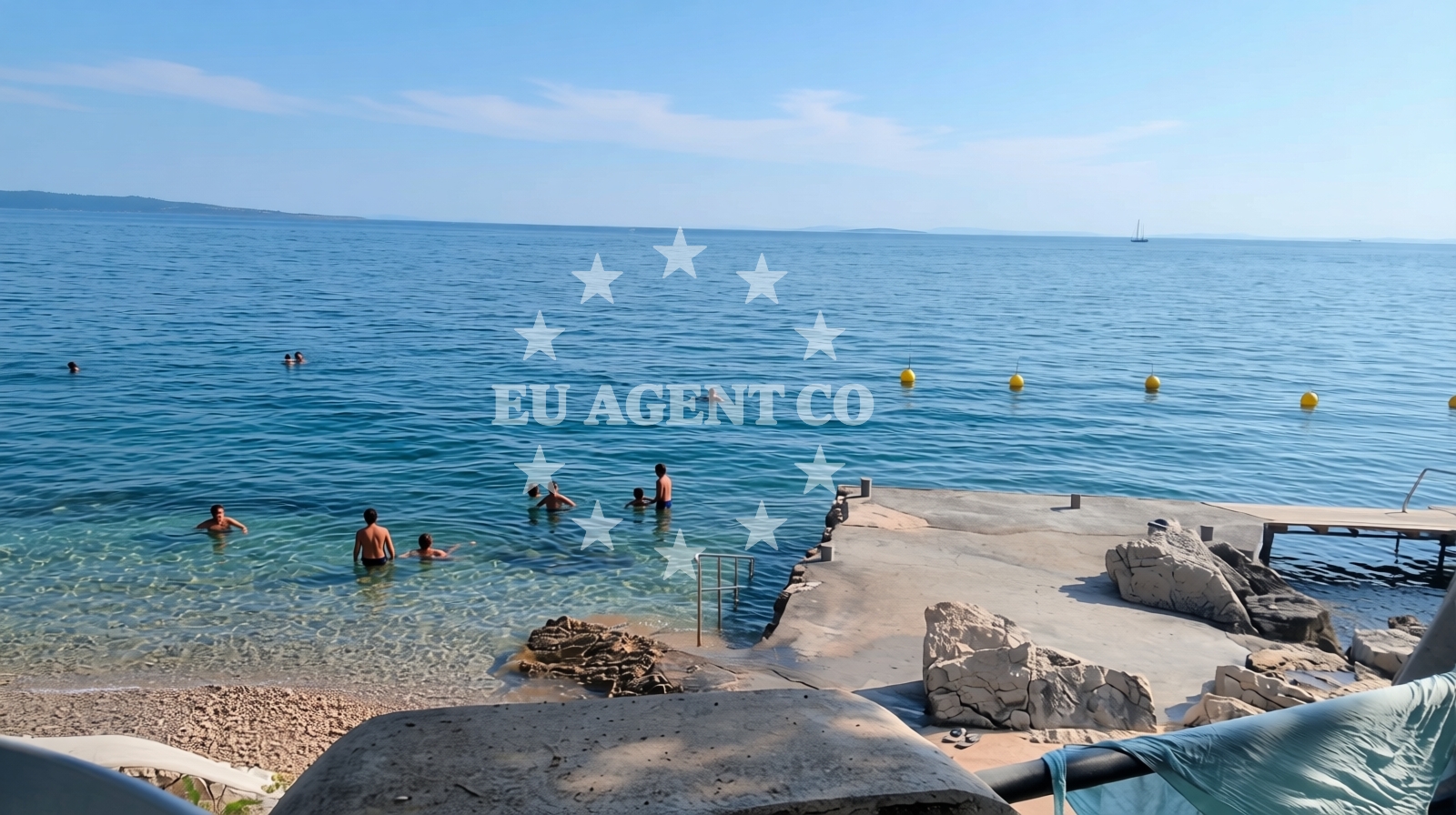 Overview of Frkanj beach in KAMPOR 68 B,E,F,G Apartments, Rab
