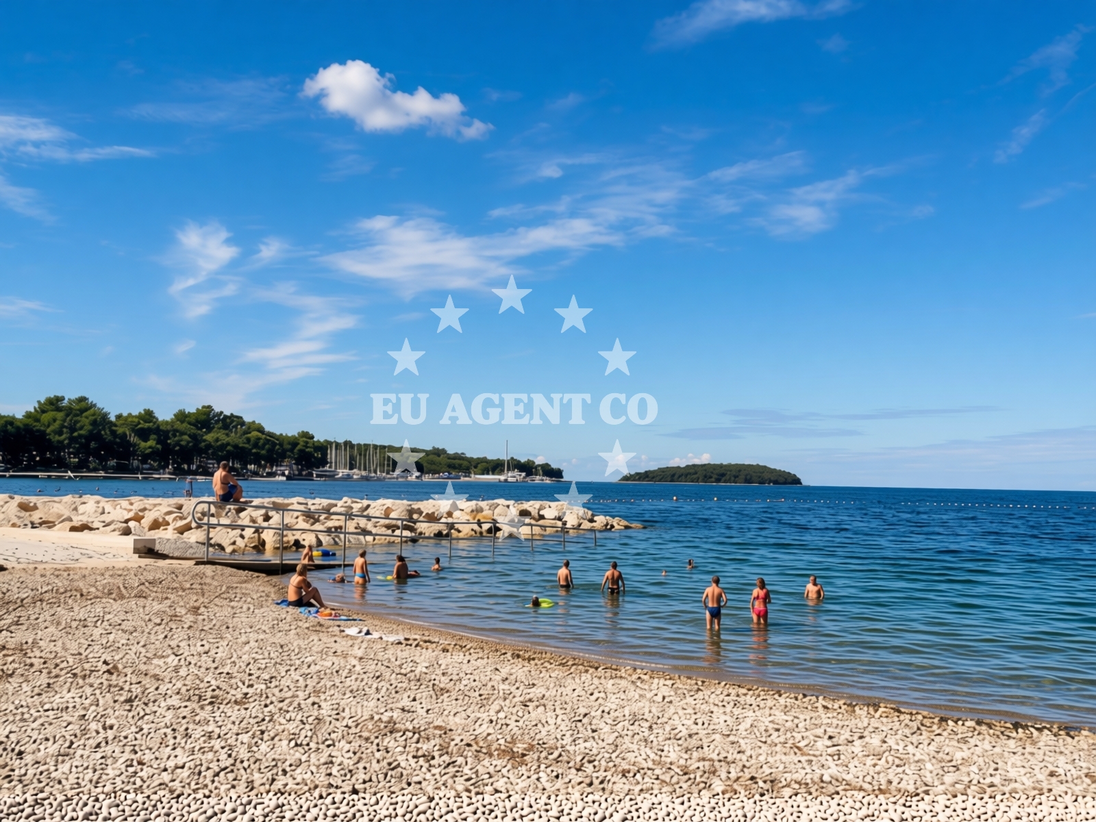 Overview of Funtana Beach in 15 Coki ulica, Funtana