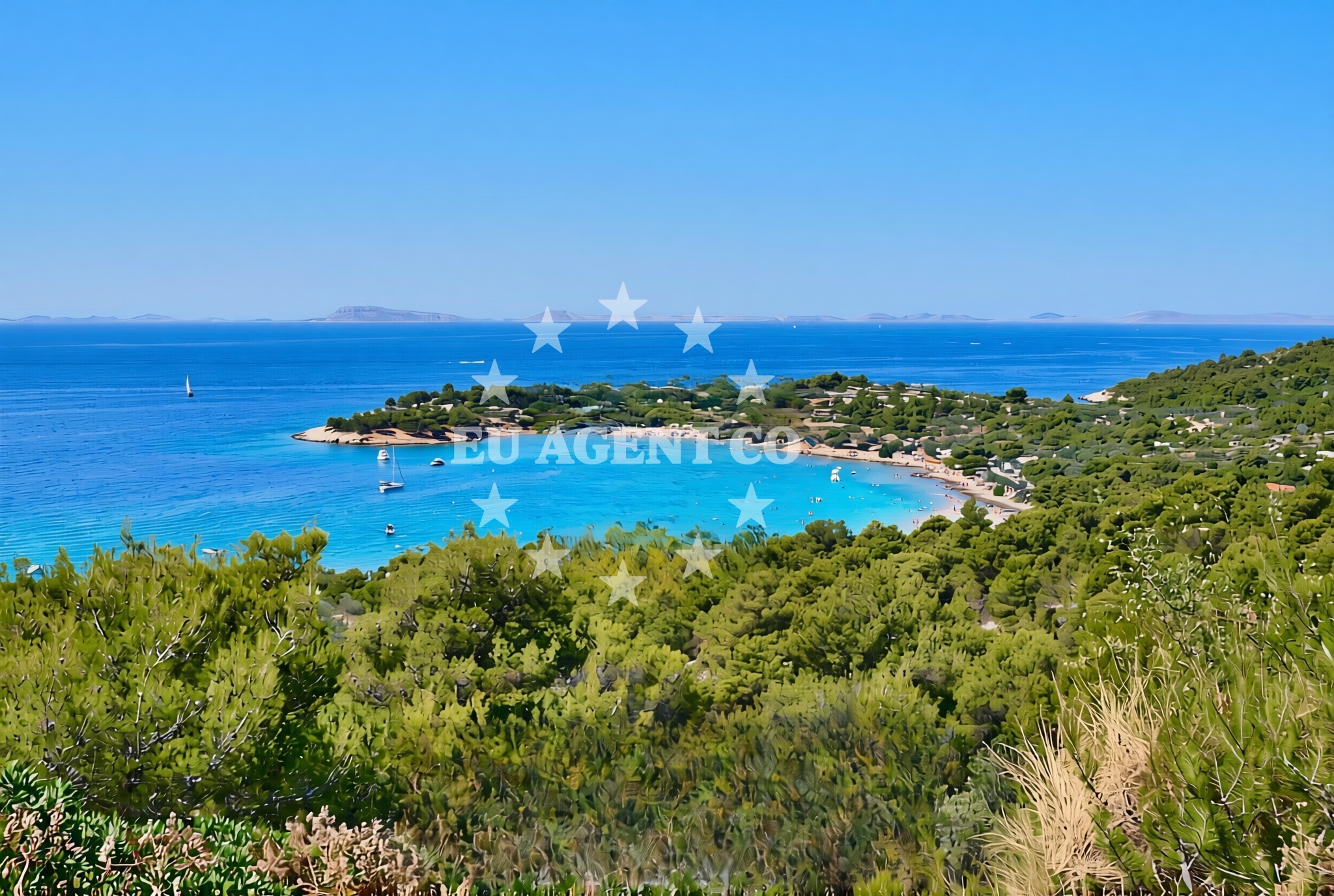 Additional view of Garbinada beach in Uvala Lovišća 1B, Jezera