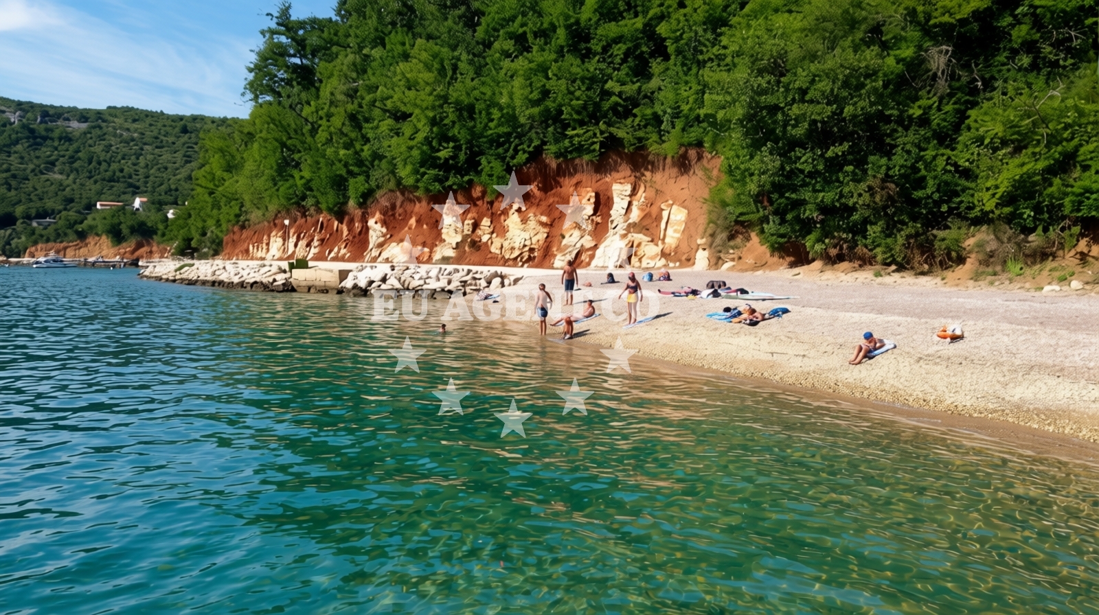 Beach facilities and surroundings at Get beach