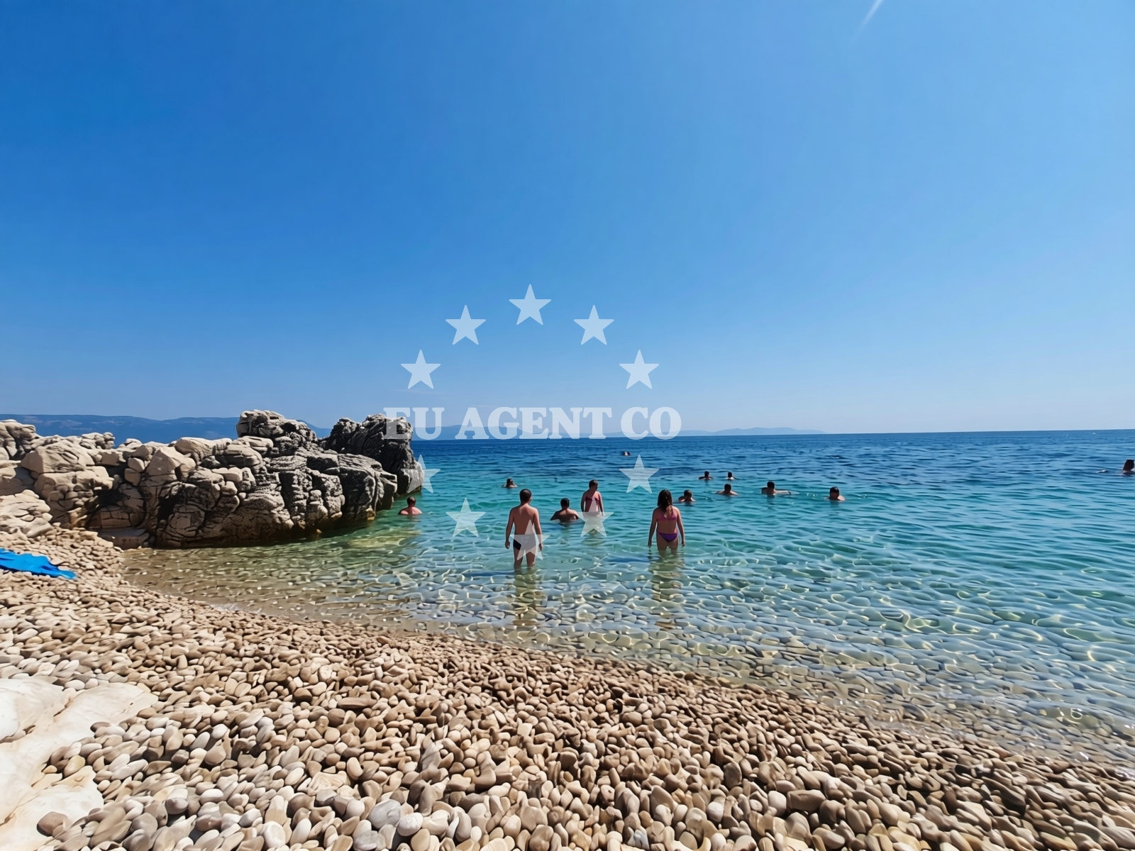 Sea and coastal view of Girandella beach II in Girandella 7, Rabac