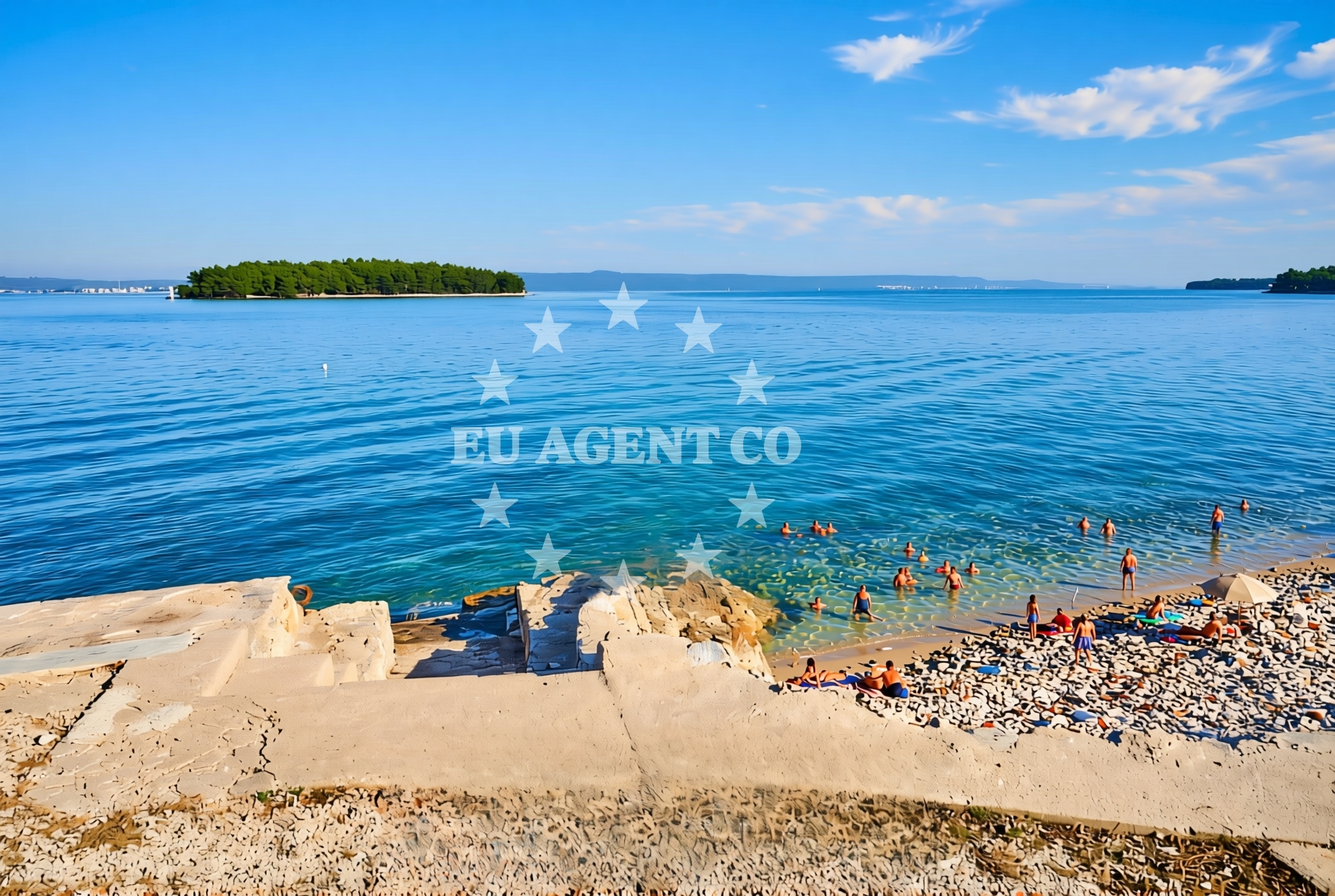 Shoreline and swimming area at Glavica, Kukljica (Ugljan) Beach in Glavica