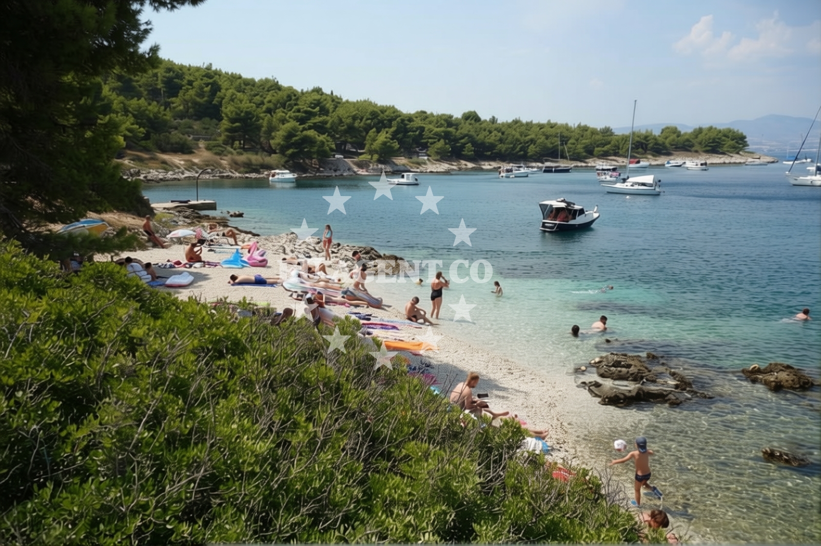 Overview of Glorija beach in , Slatine