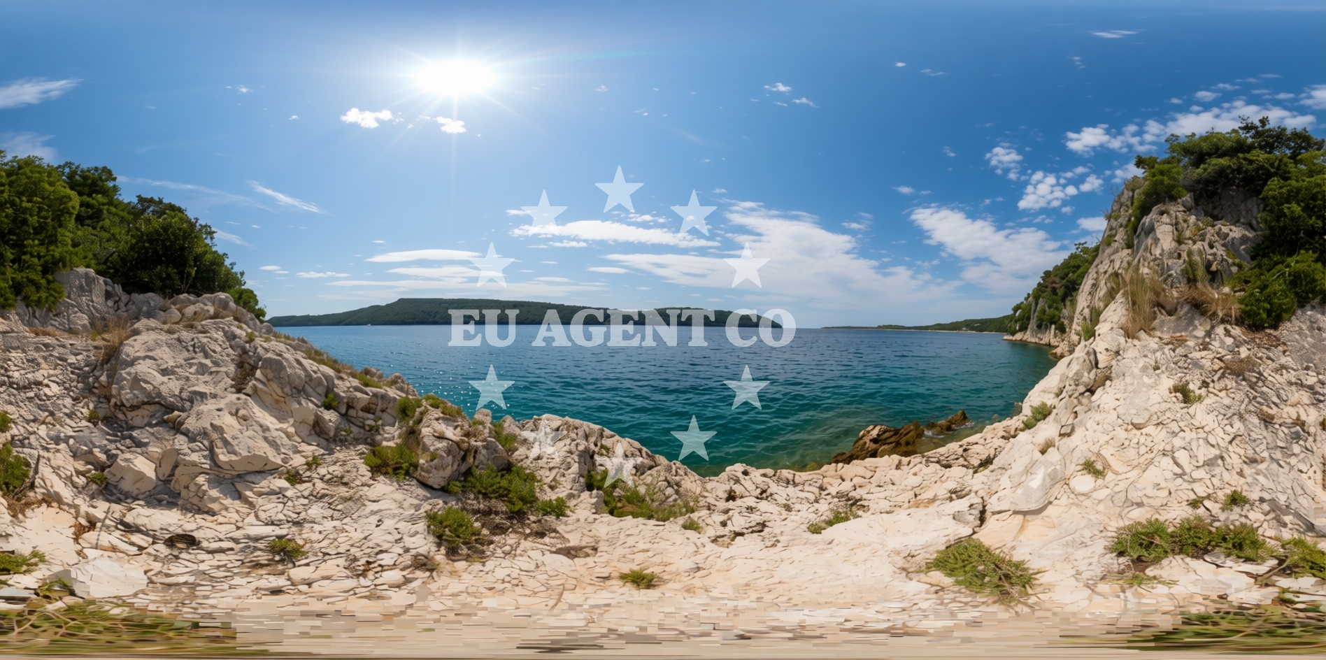 Overview of Gogolandija beach in Cesta za Valaltu - Lim 35E, Rovinj