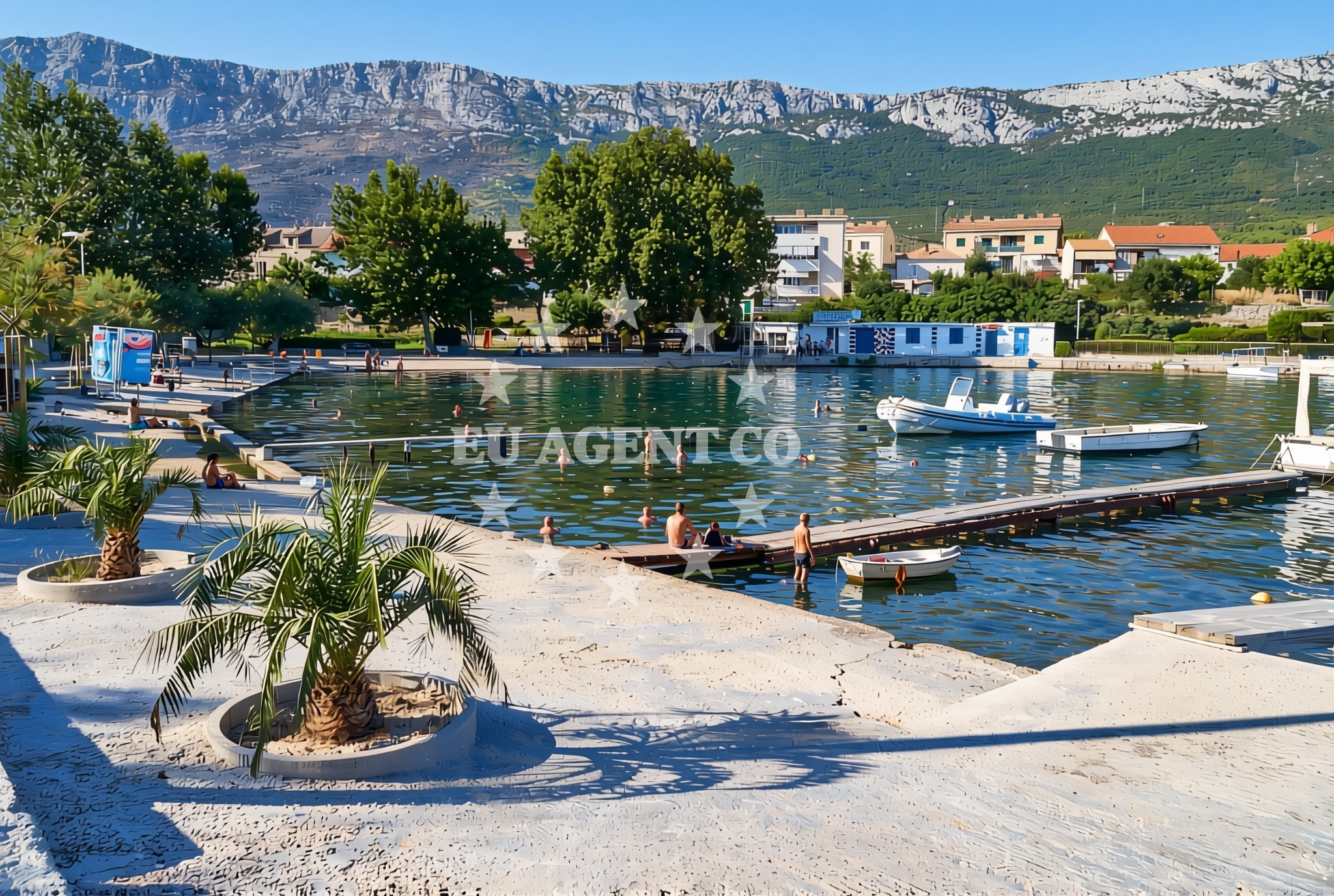 Overview of Gojača, Kaštel Sućurac Beach in Gojača