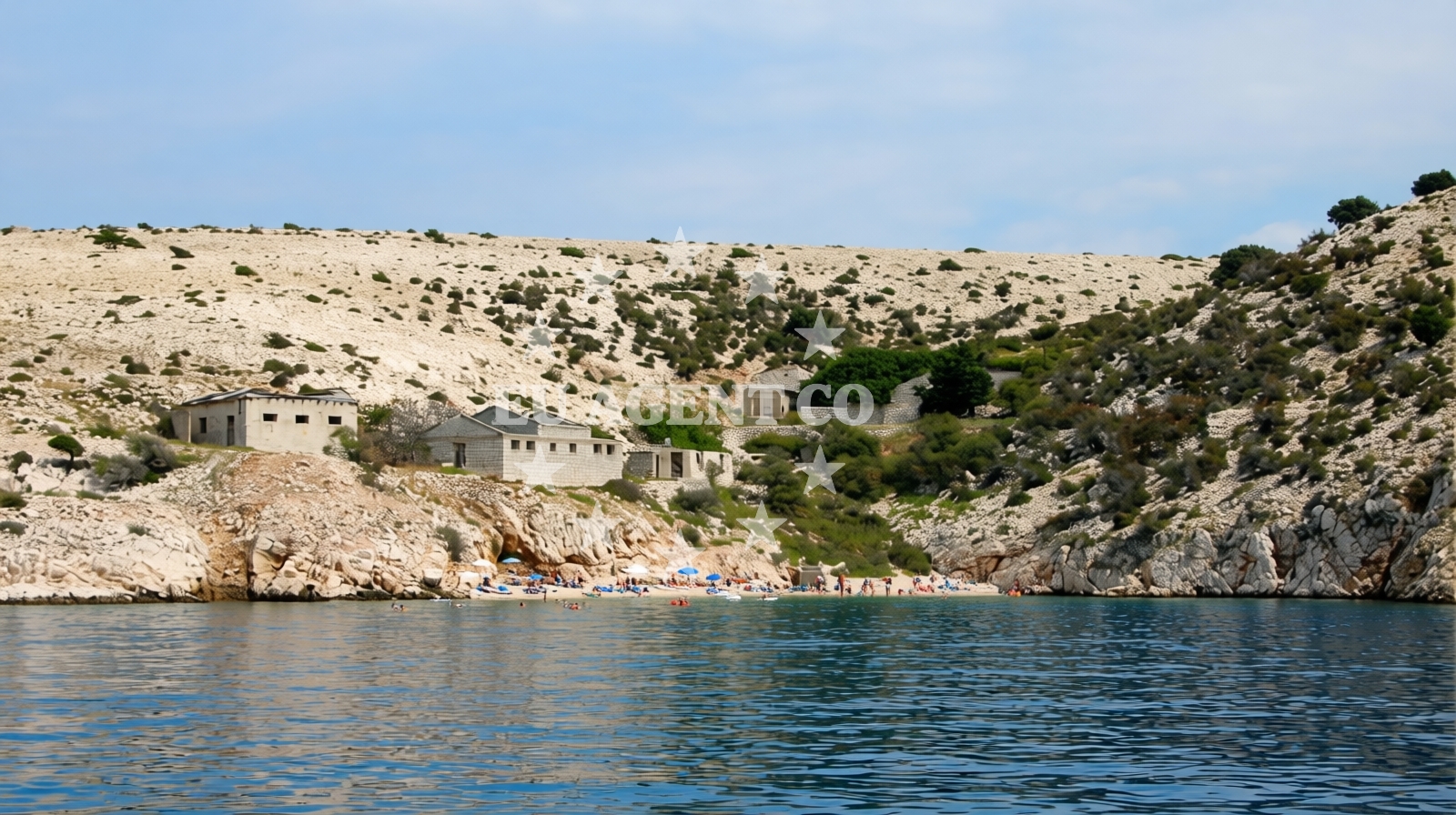Shoreline and swimming area at Goli otok in 563 Lopar, Lopar