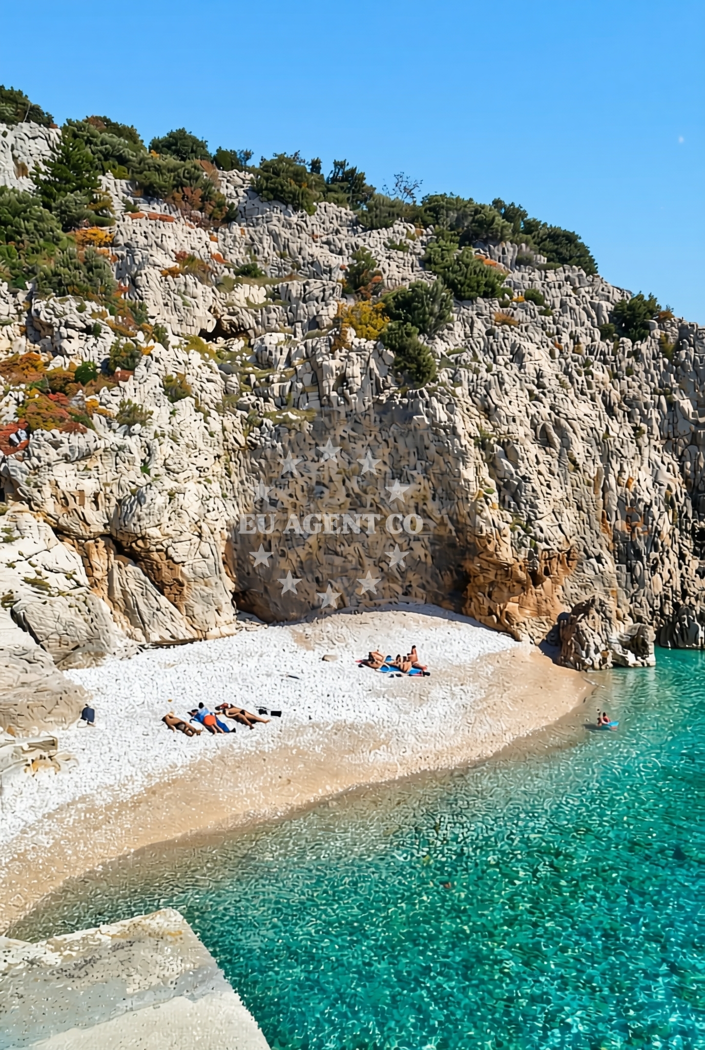 Additional view of Golovik: beaches and coves in Golovik