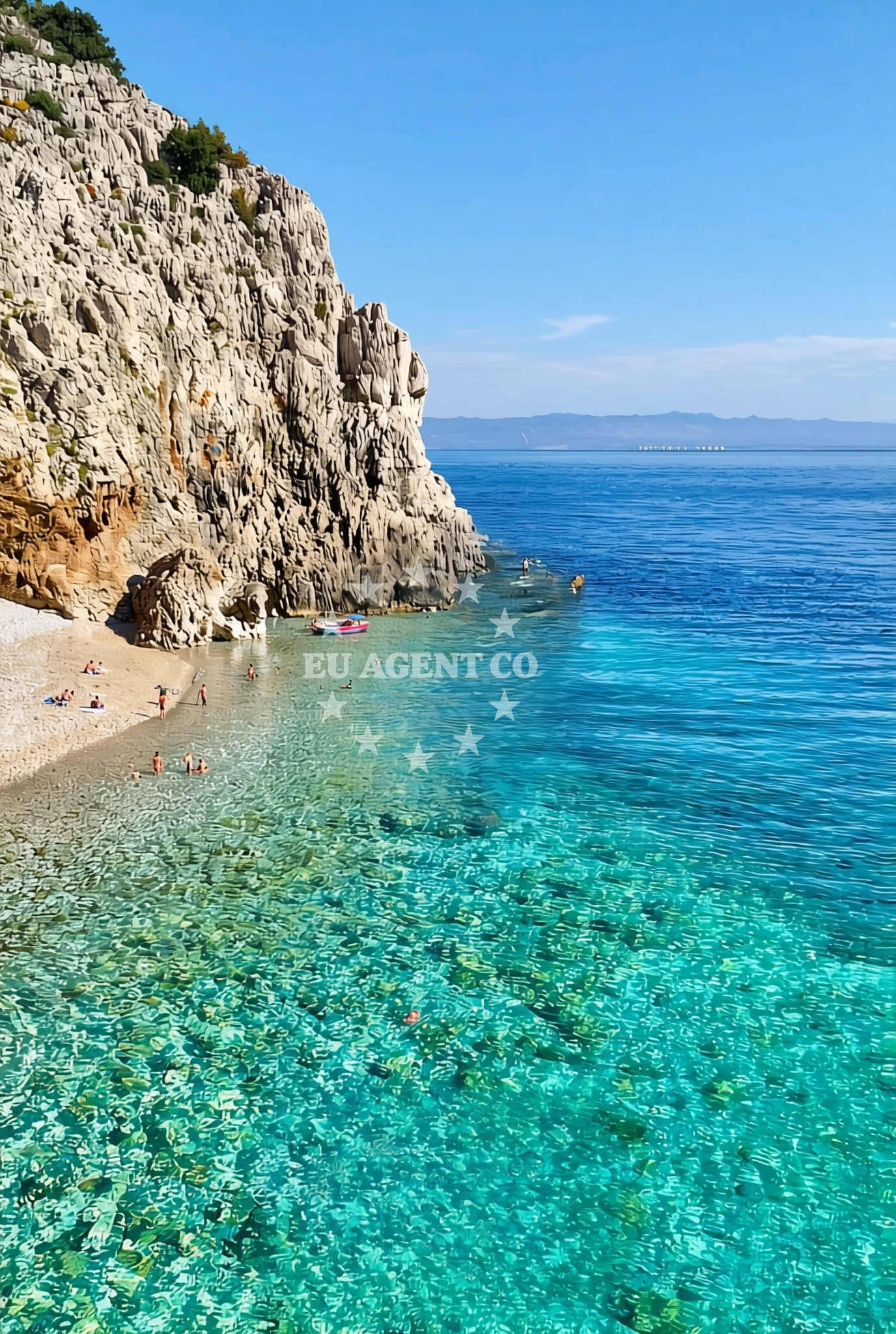 Additional view of Golovik: beaches and coves in Golovik