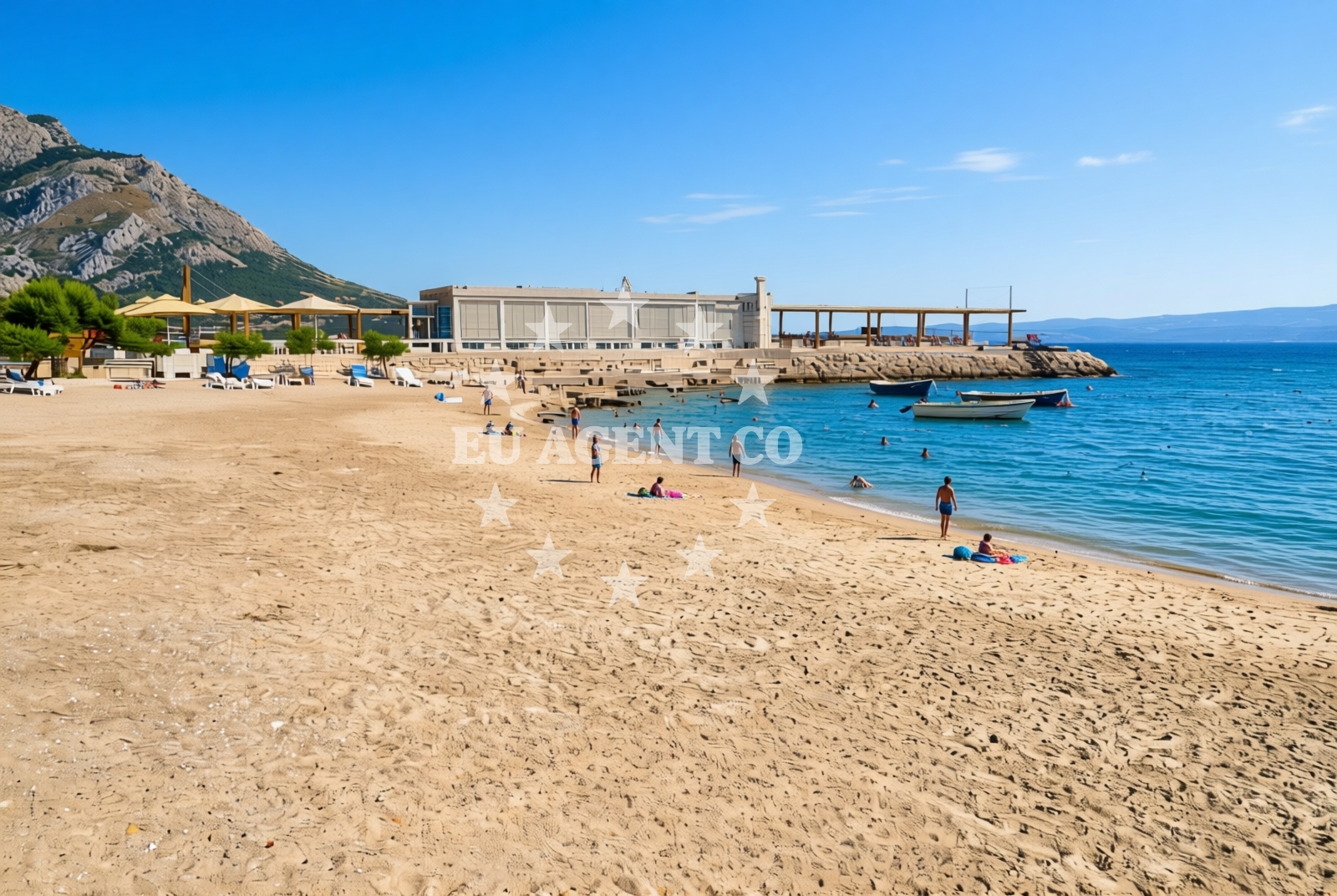 Beach facilities and surroundings at Golubinka zapad (Damianii Beach), Duće Beach in Golubinka zapad (Damianii Beach)