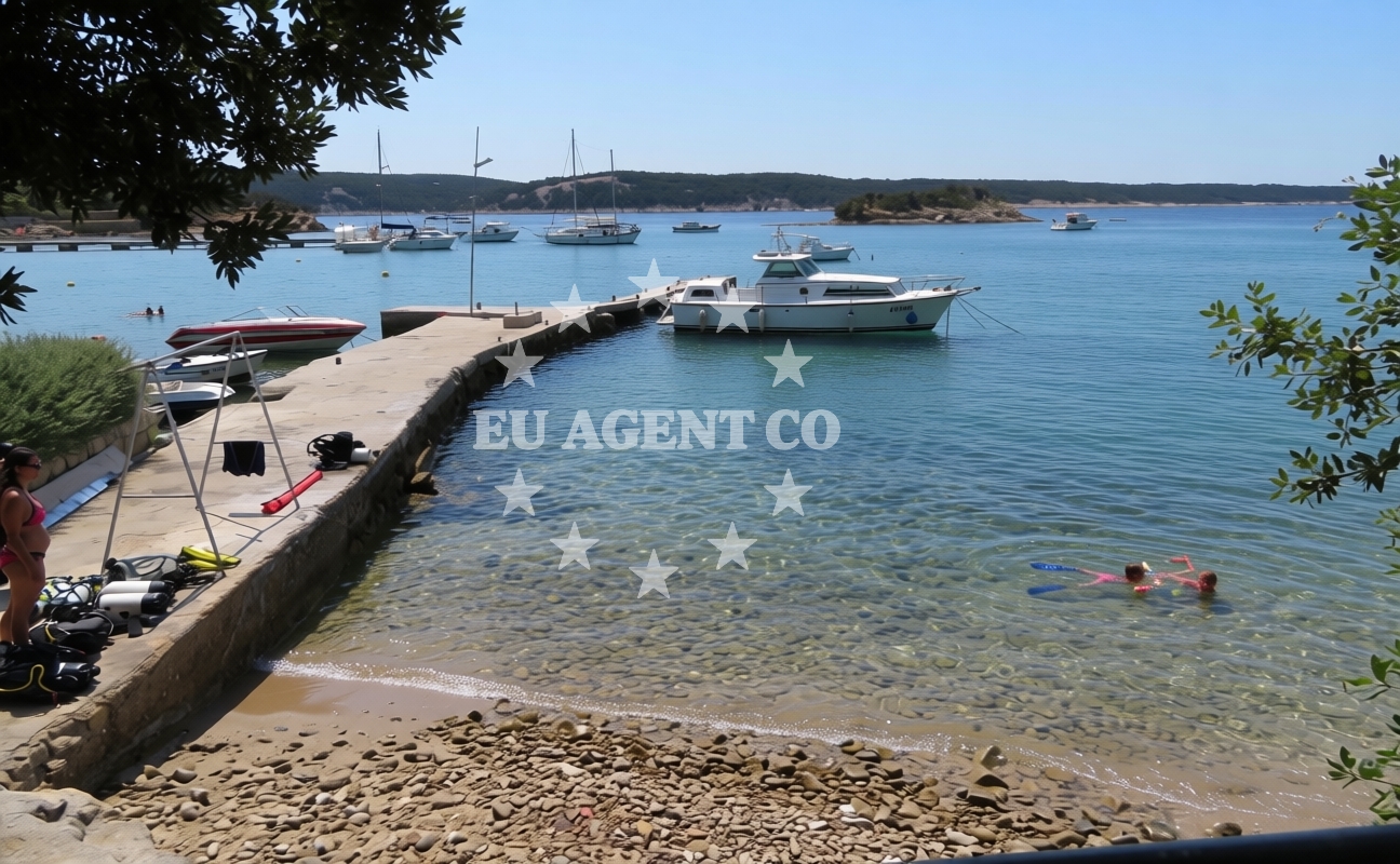 Additional view of Gonar beach in 345 Supetarska Draga, Supetarska Draga