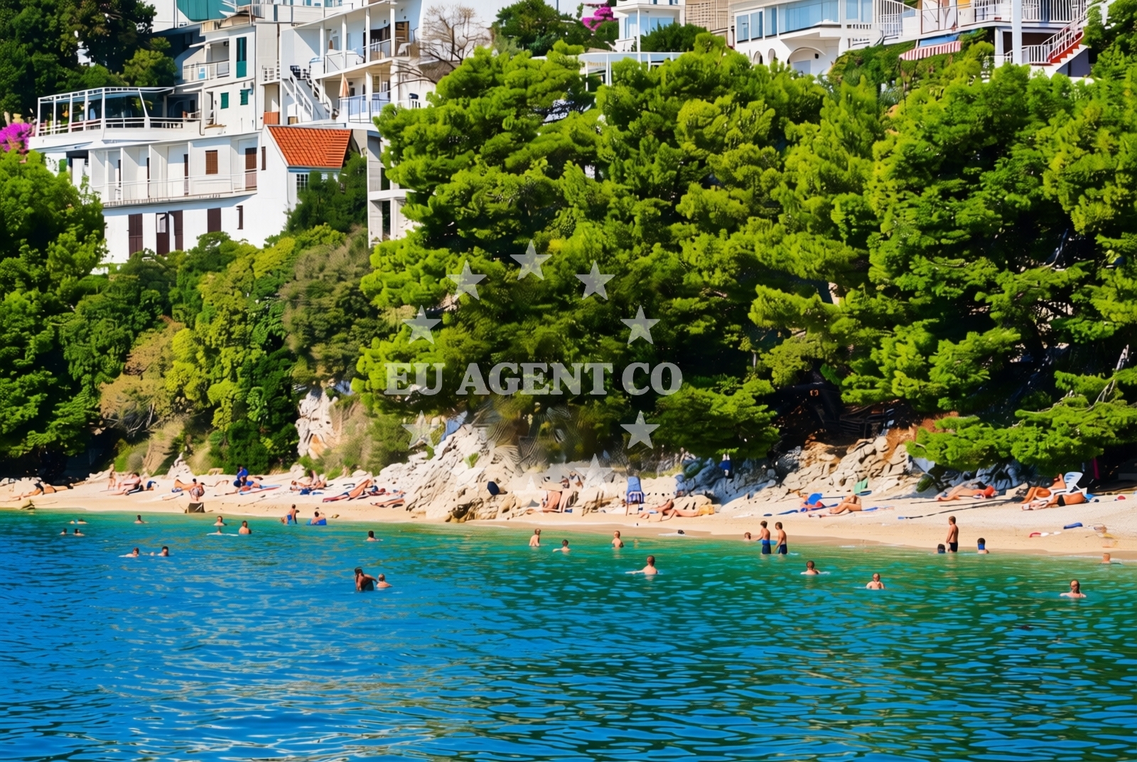 Shoreline and swimming area at Gornja uvala zapad, Drvenik (Gradac) Beach in Gornja uvala zapad