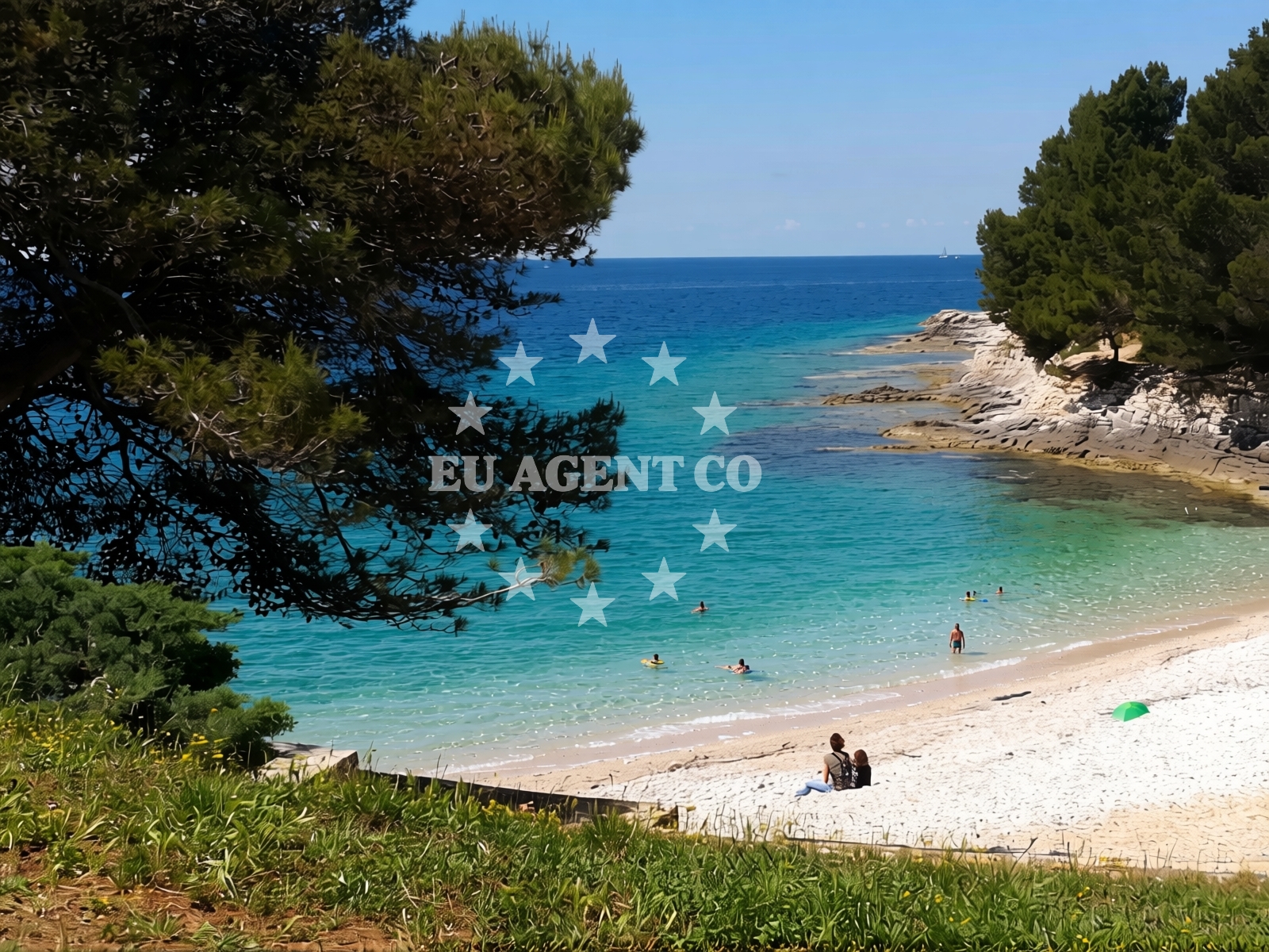 Shoreline and swimming area at Gortan's Cove in 9 Sisplac ulica, Pula