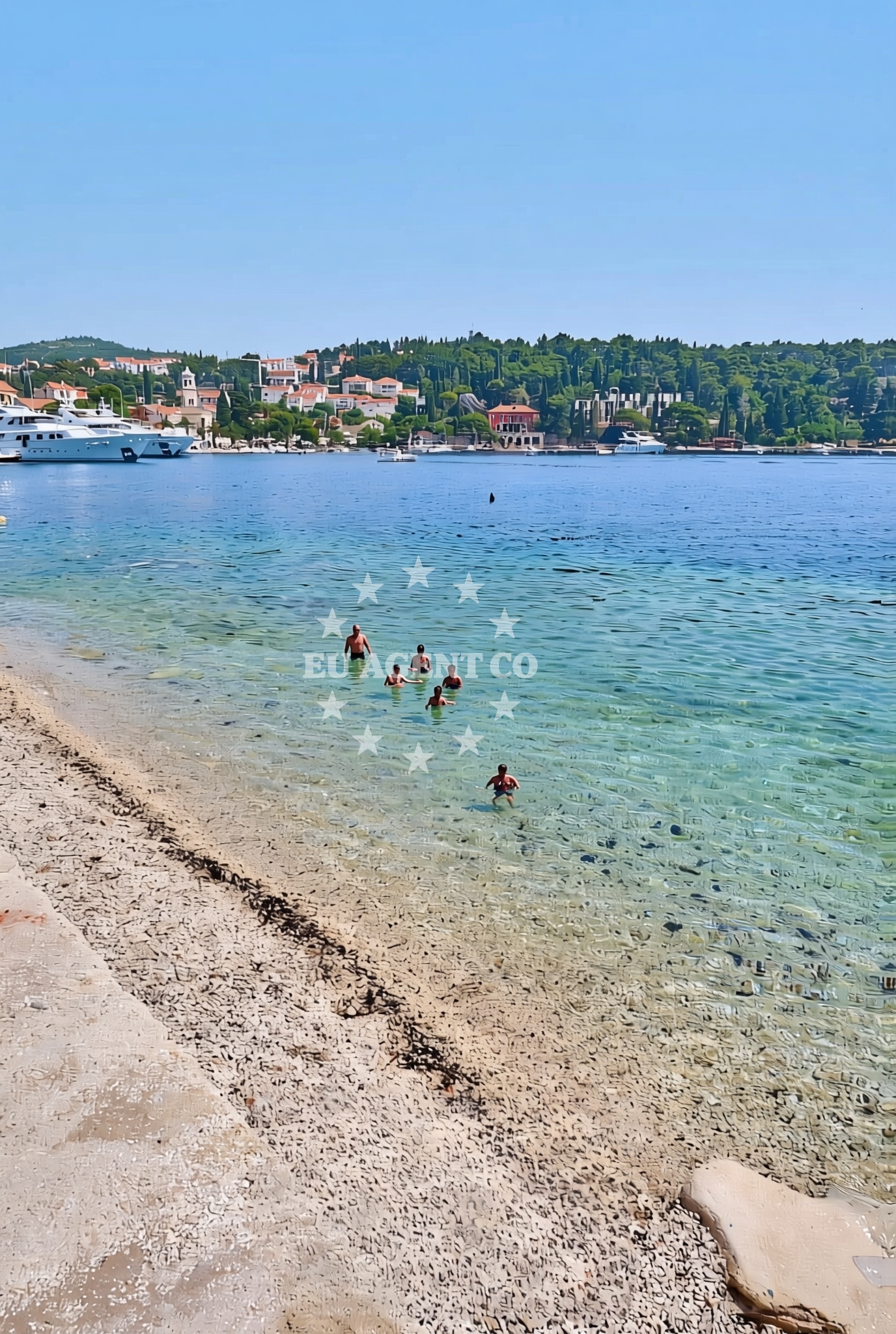 Shoreline and swimming area at Gospe od Sniga, Cavtat Beach in Gospe od Sniga
