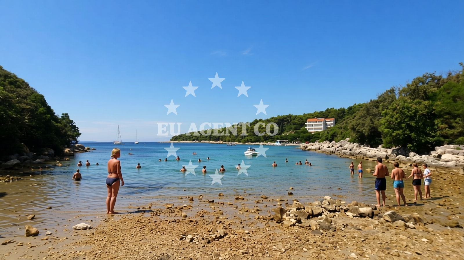 Overview of Gozinka beach in Kampor 99, Rab