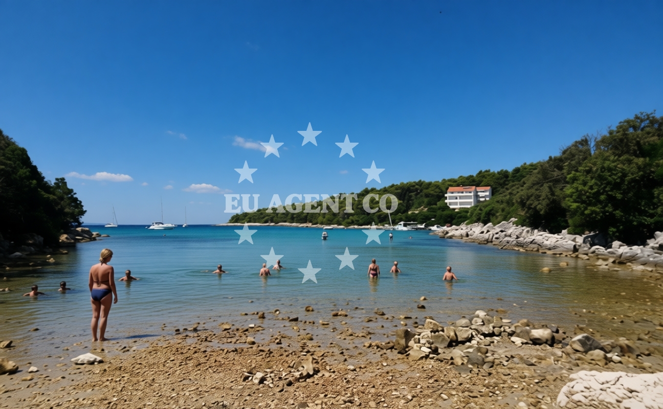 Additional view of Gozinka beach in Kampor 99, Rab