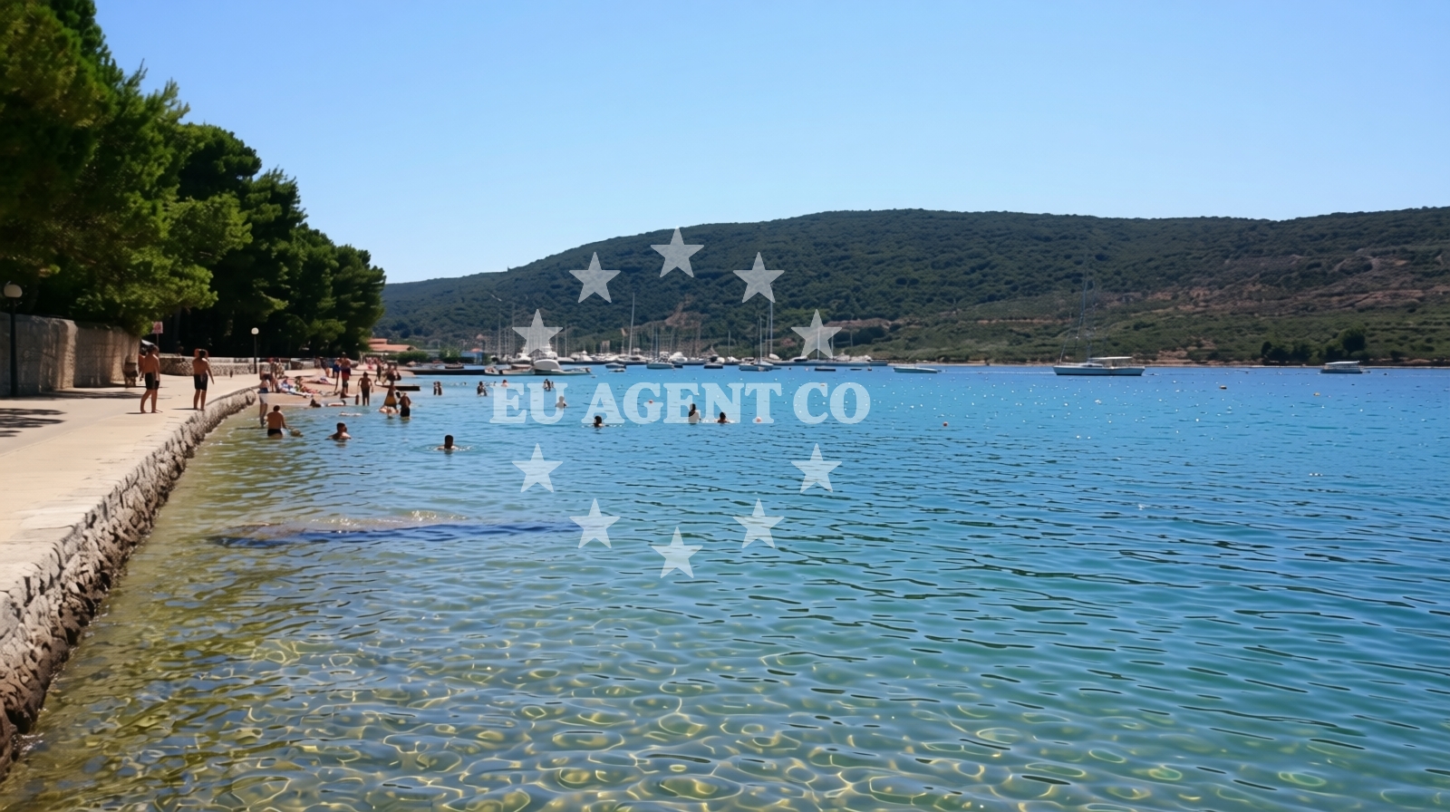 Beach facilities and surroundings at Grabar Beach in GRABAR 119, Cres