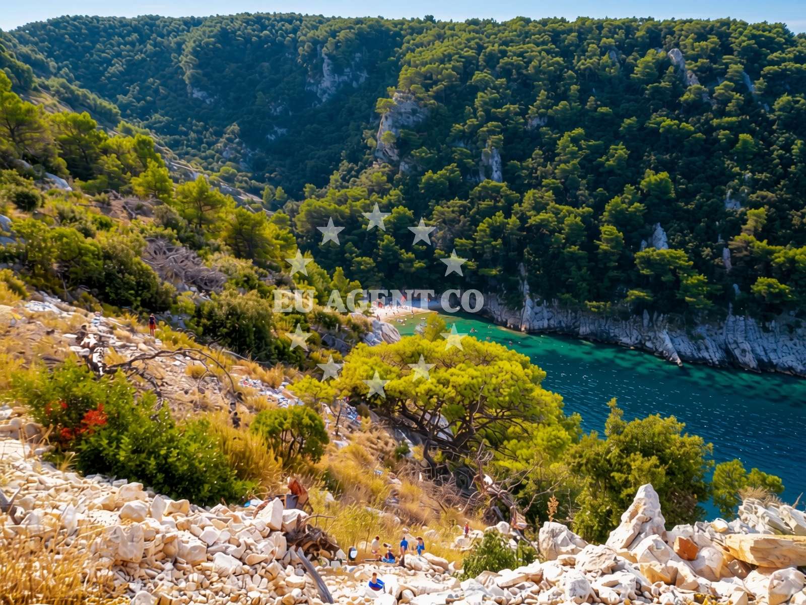 Overview of Grabova beach in Put Krizica 23, Gornje Selo