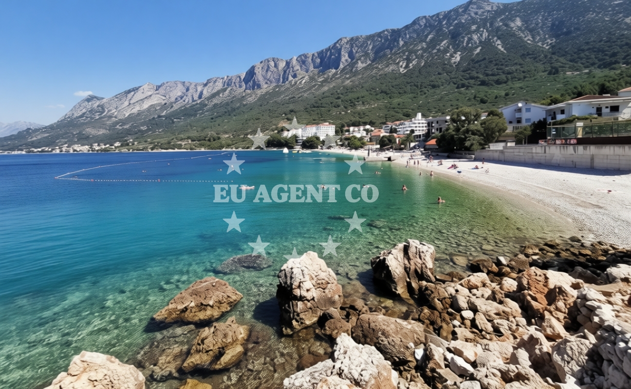Additional view of Gradac beach in , Gradac