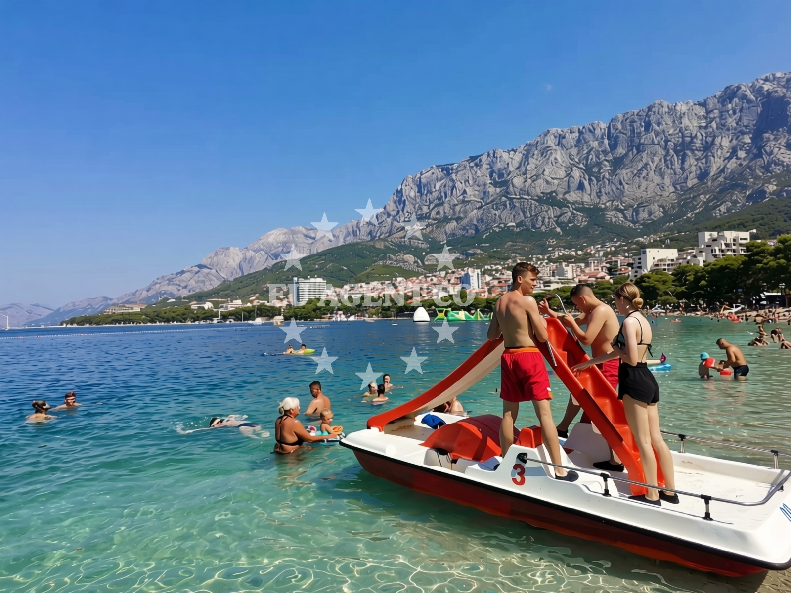 Beach facilities and surroundings at Gradska beach in ŠETALIŠTE DR FRANJE TUĐMANA 6, Makarska